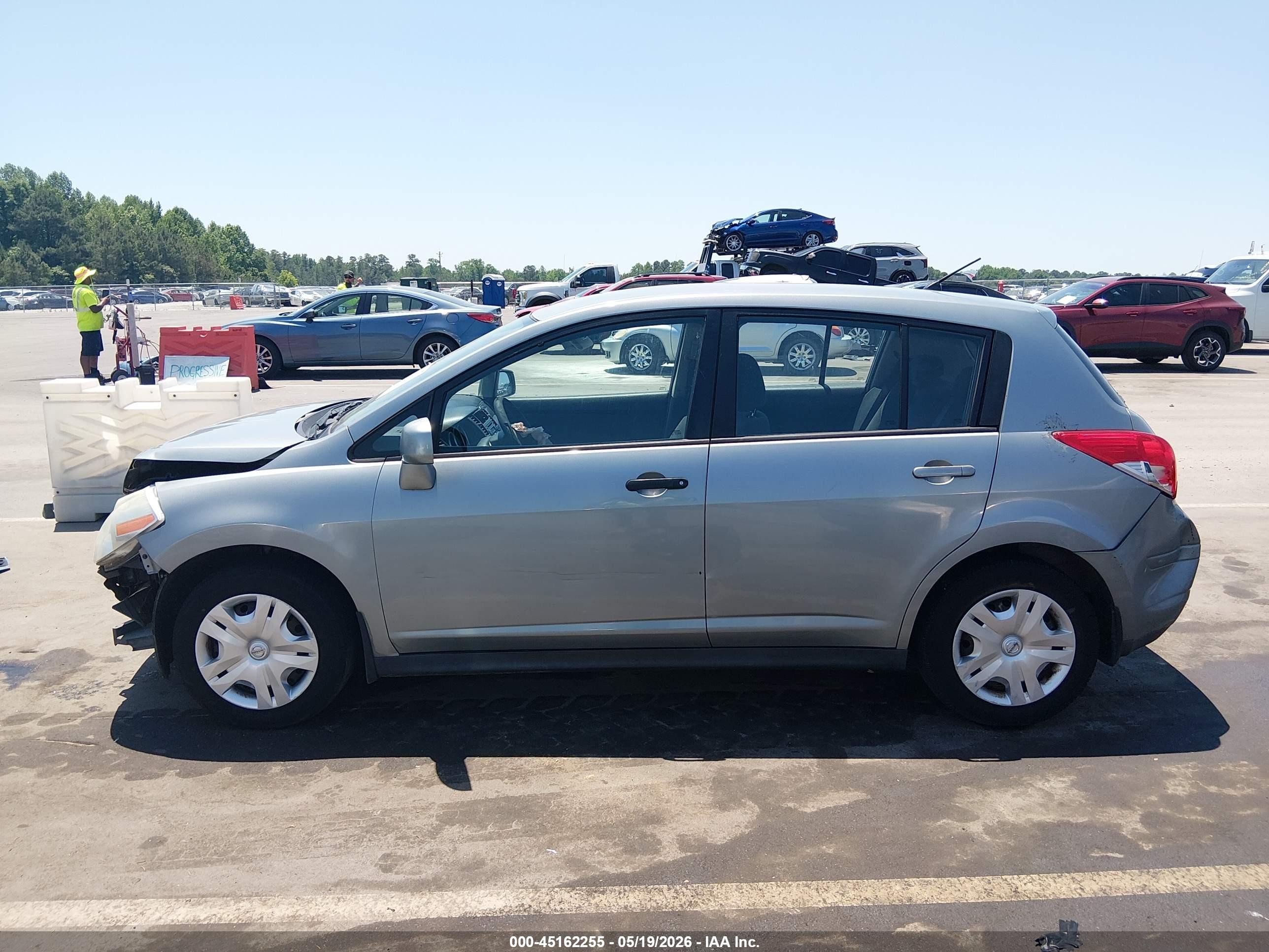 2010 Nissan Versa 1.8s Gray vin: 3N1BC1CP5AL432685