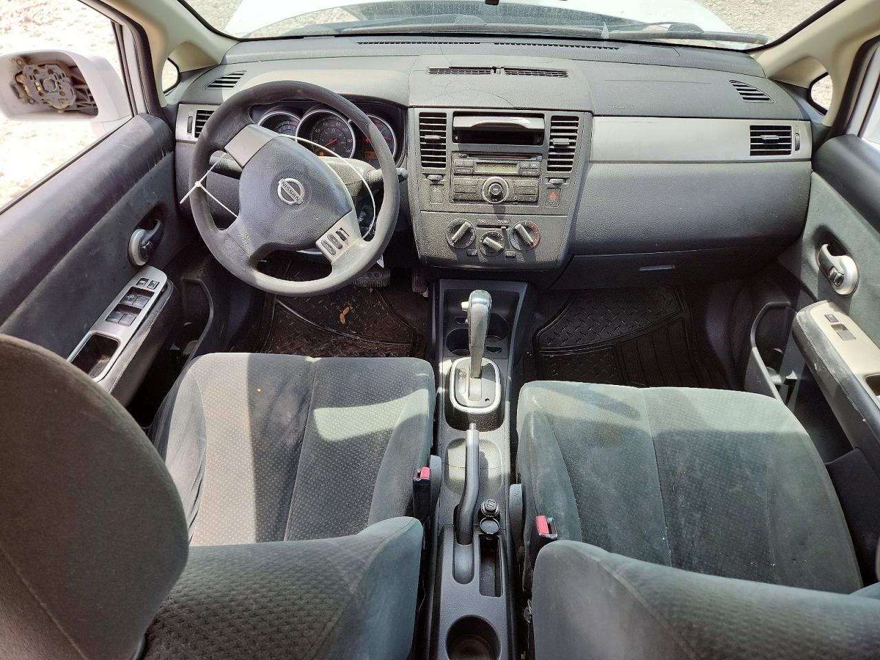 2010 Nissan Versa 1.8 S White vin: 3N1BC1CP5AL433030