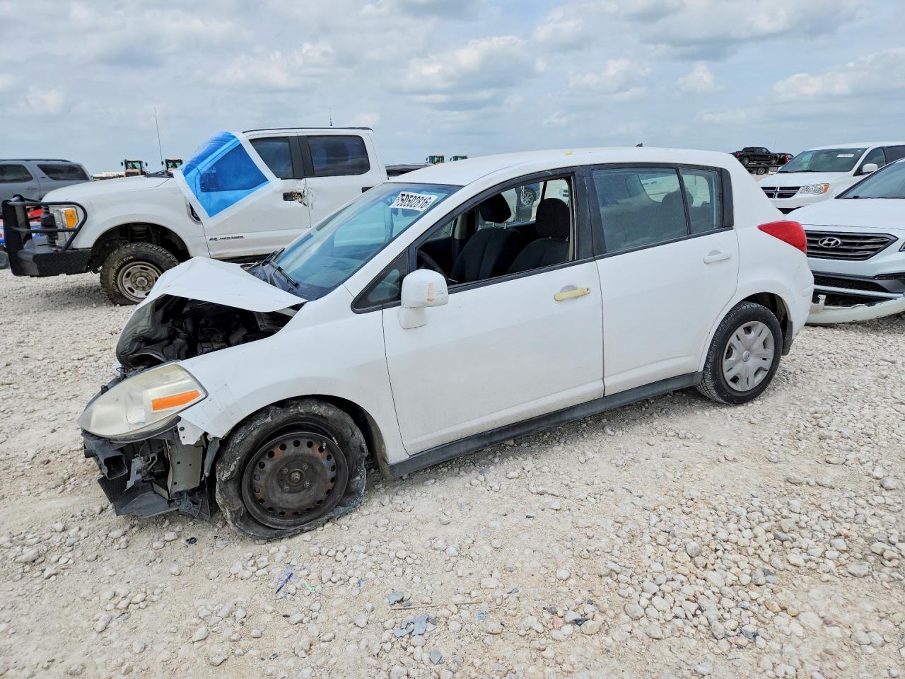 2010 Nissan Versa 1.8 S White vin: 3N1BC1CP5AL433030