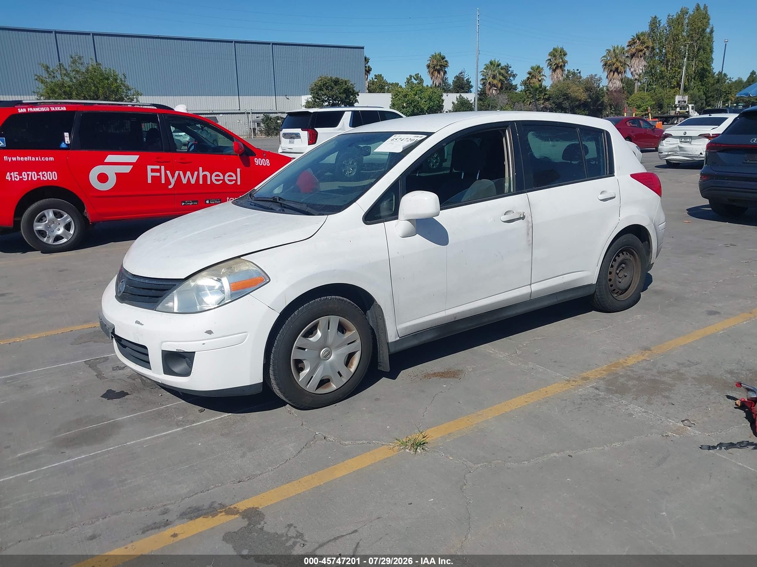 2010 Nissan Versa 1.8s White vin: 3N1BC1CP5AL457506