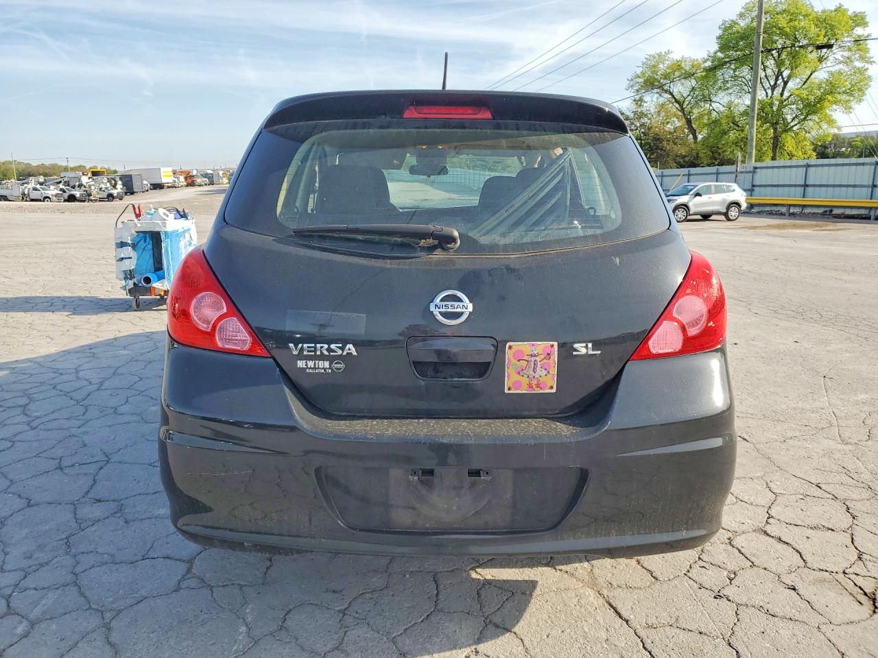 2011 Niss Versa 1.8 S Black vin: 3N1BC1CP5BL435328