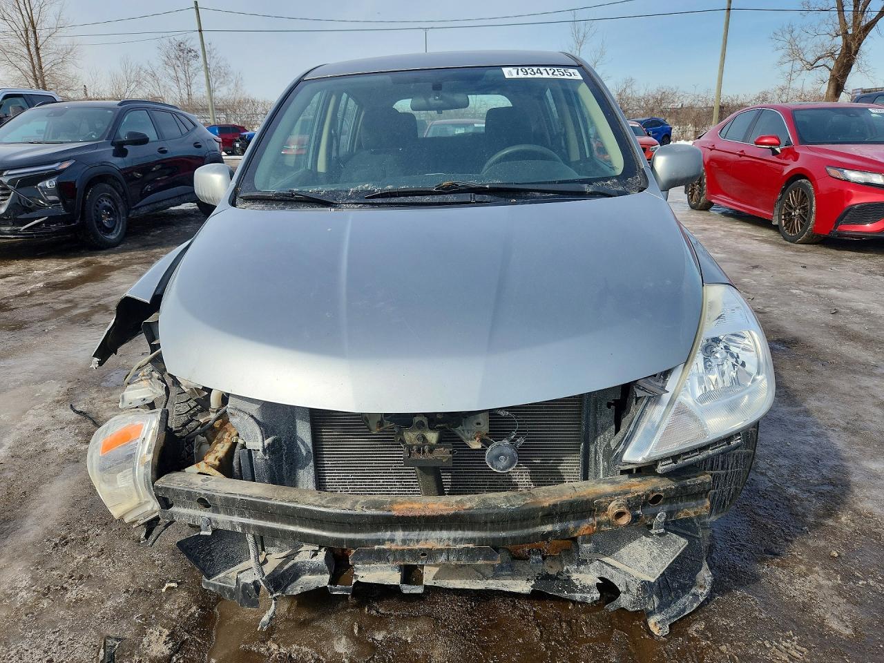 2011 Nissan Versa Silver vin: 3N1BC1CP5BL471634