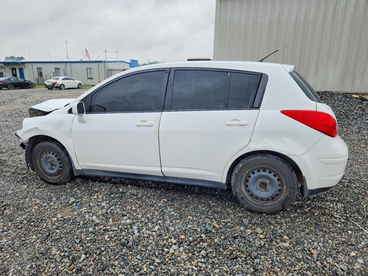 2011 Nissan Versa 1.8 S White vin: 3N1BC1CP5BL497120