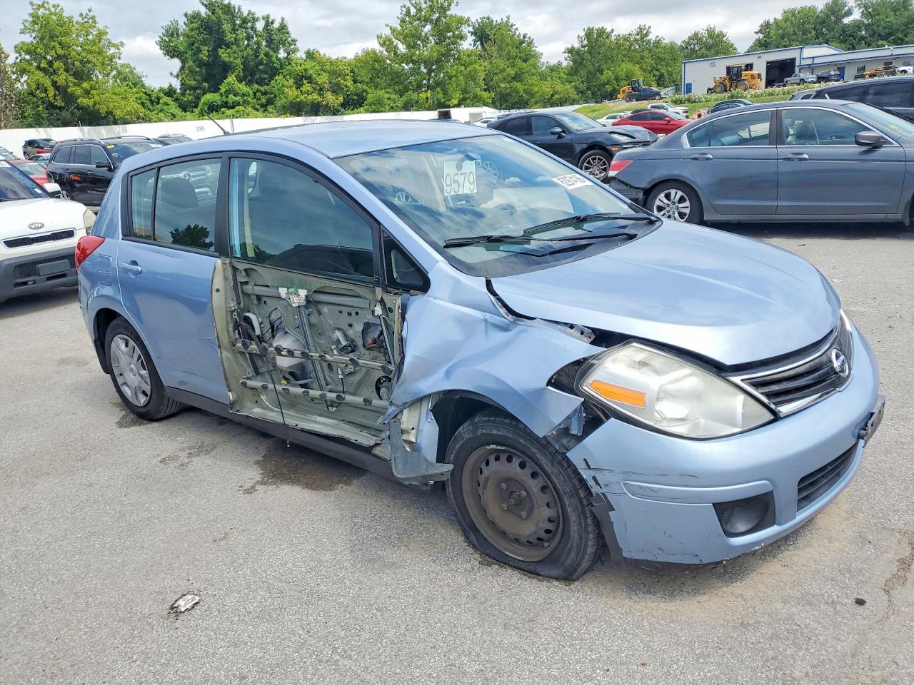 2011 Nissan Versa 1.8 S Blue vin: 3N1BC1CP5BL500968