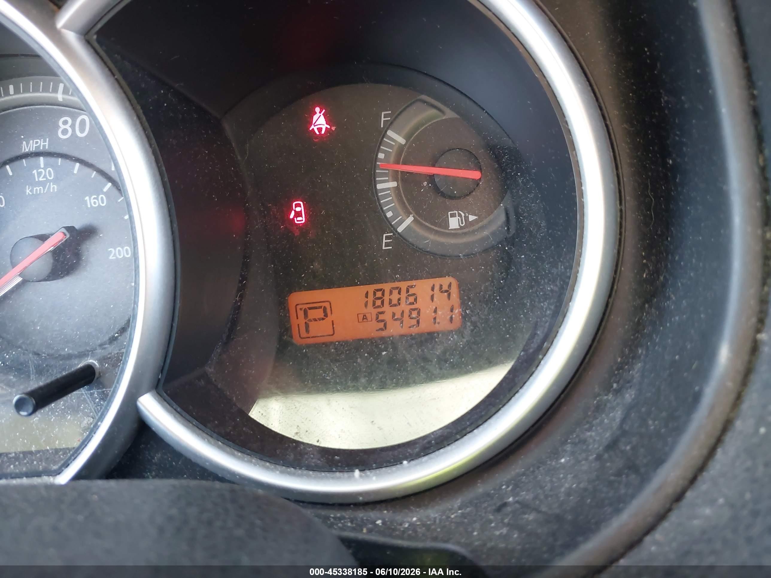 2011 Nissan Versa 1.8s Silver vin: 3N1BC1CP5BL509508