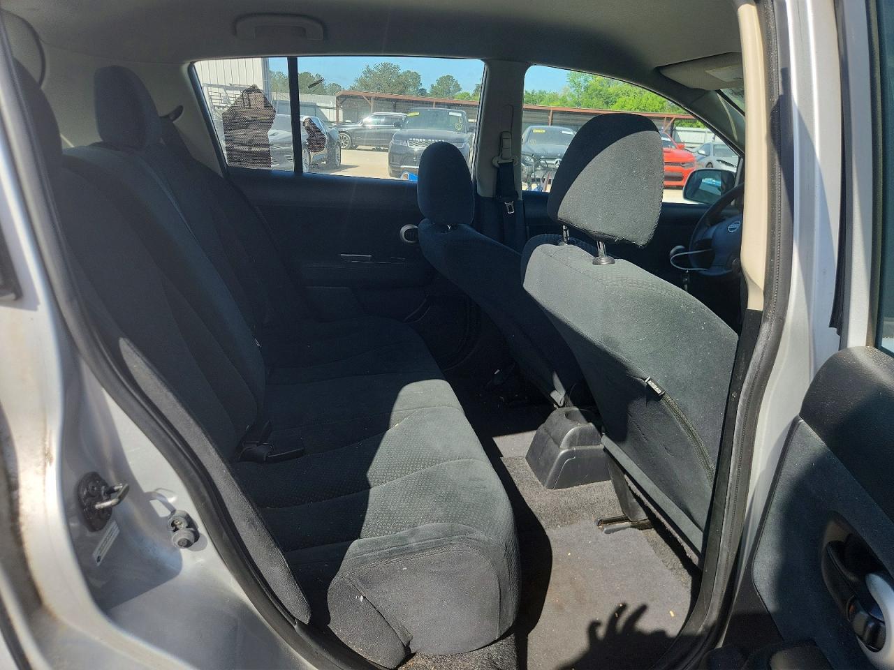 2012 Nissan Versa 1.8 S Silver vin: 3N1BC1CP5CK200614