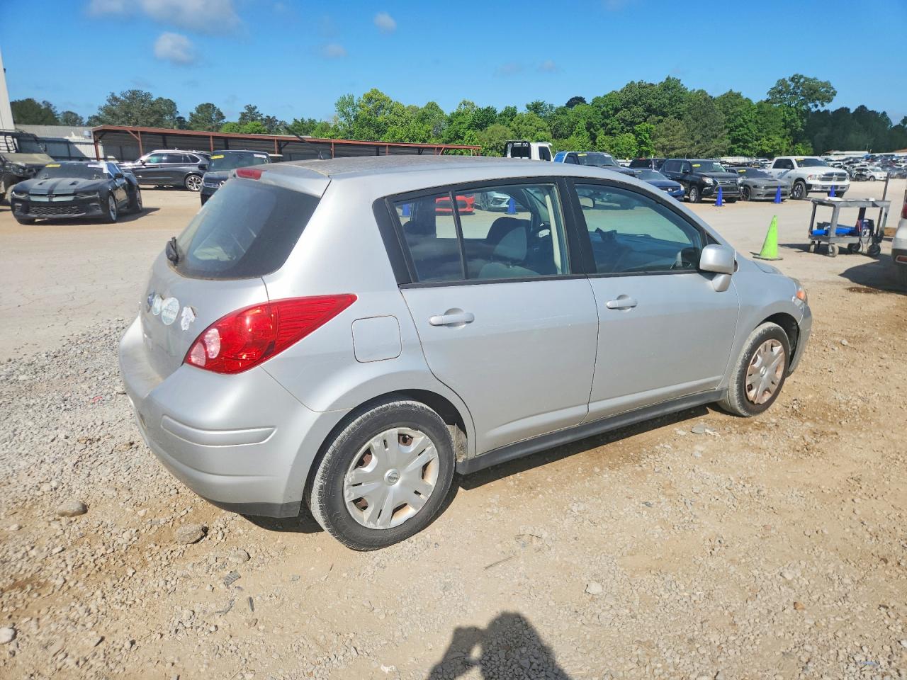 2012 Nissan Versa 1.8 S Silver vin: 3N1BC1CP5CK200614