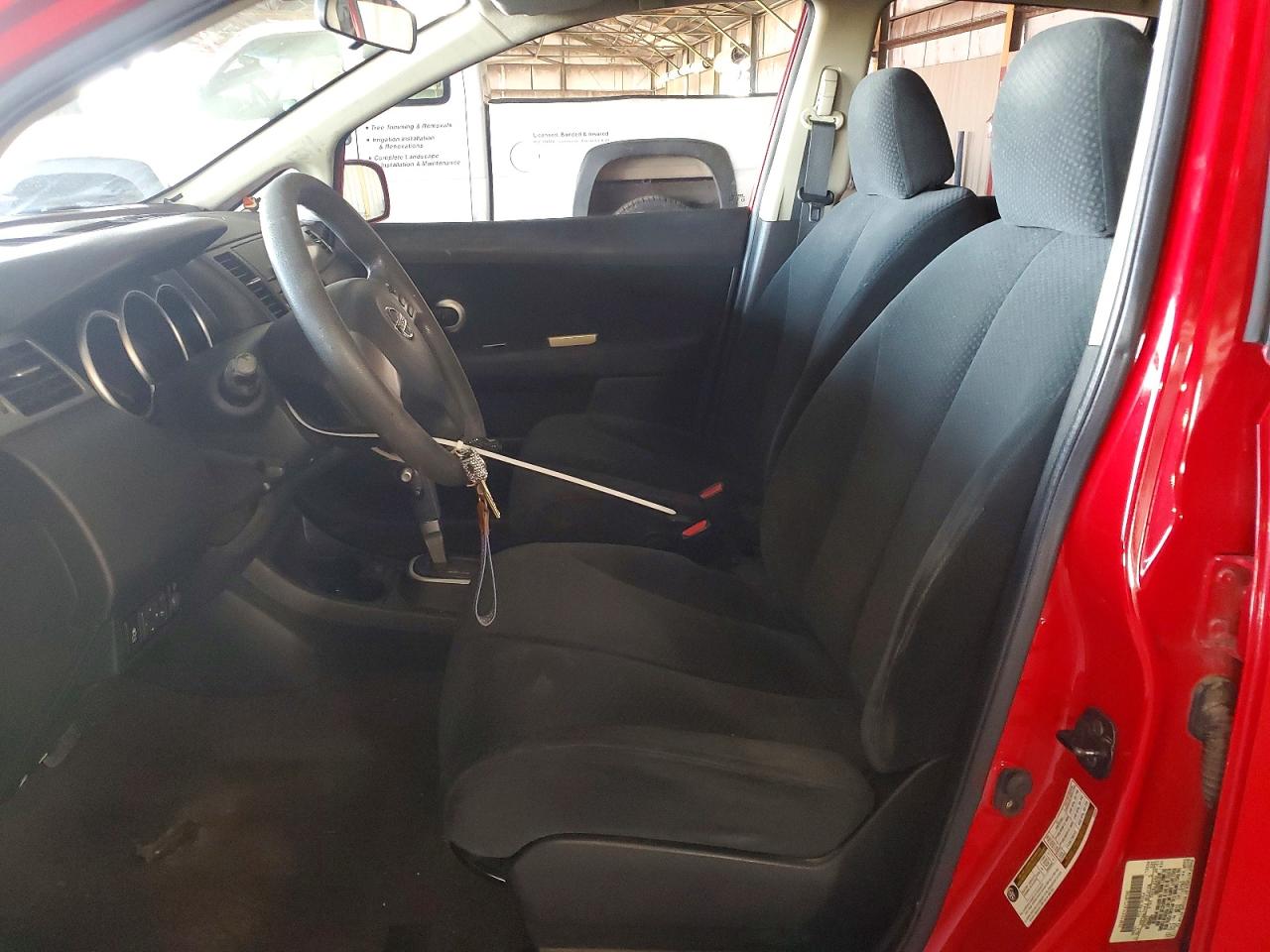 2012 Nissan Versa 1.8 S Red vin: 3N1BC1CP5CK213833