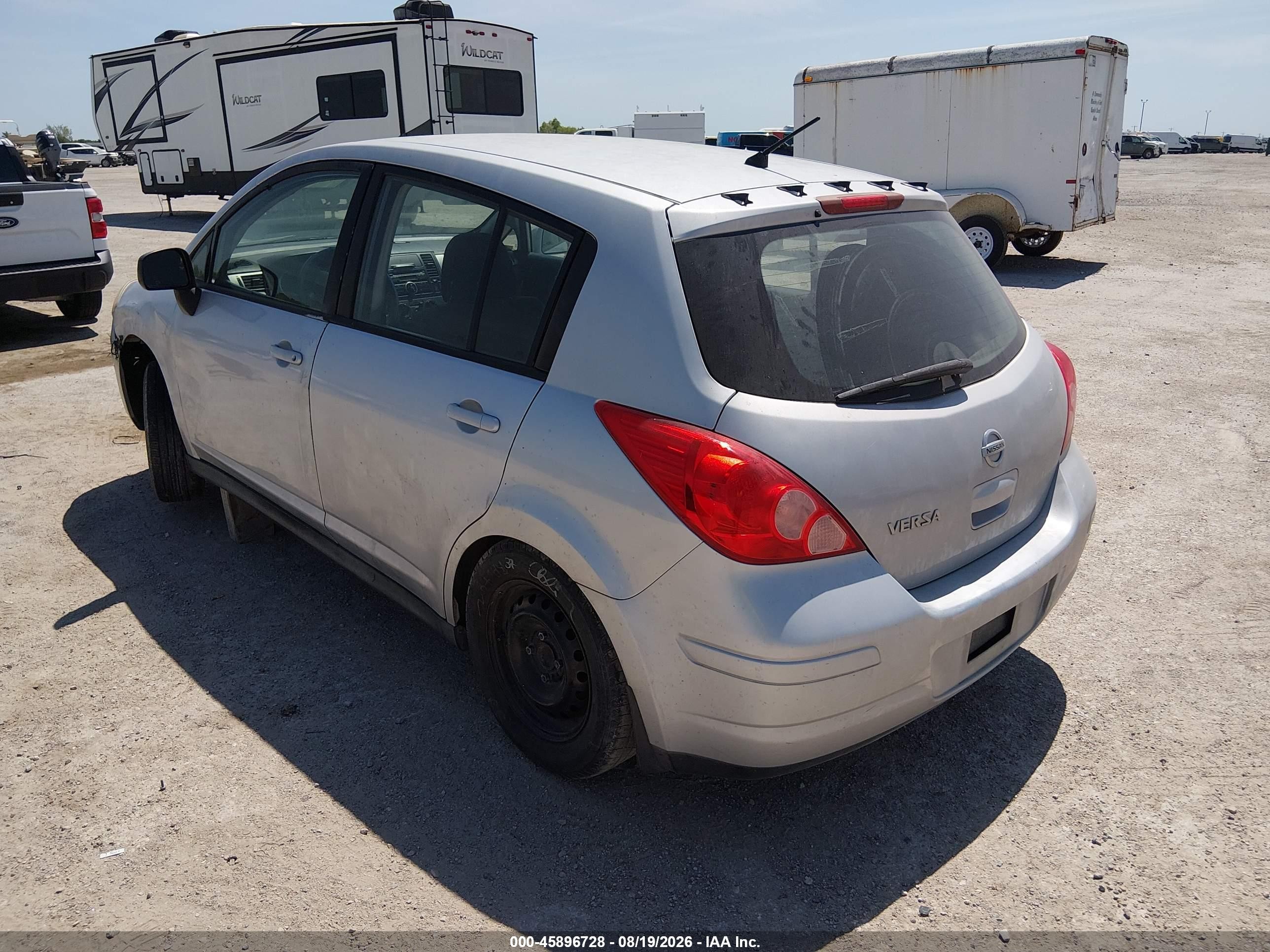 2012 Nissan Versa 1.8 S Серебряный vin: 3N1BC1CP5CK226338