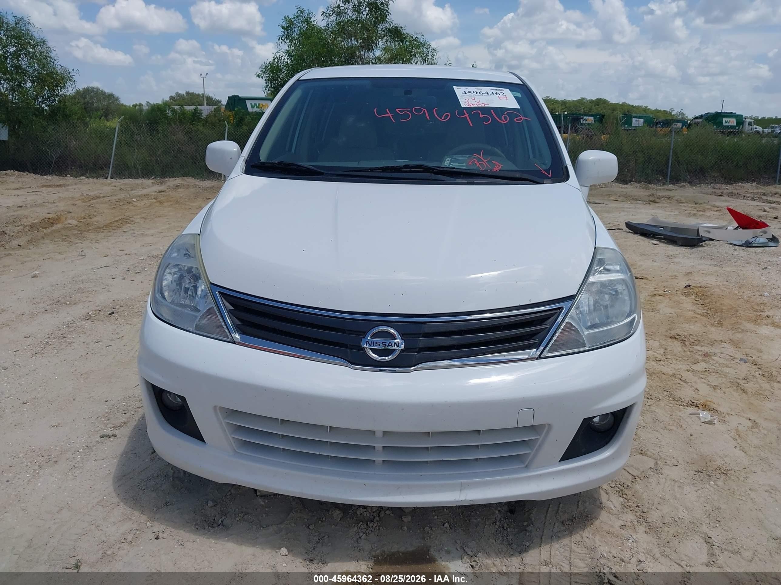 2012 Nissan Versa 1.8 Sl Белый vin: 3N1BC1CP5CK241552