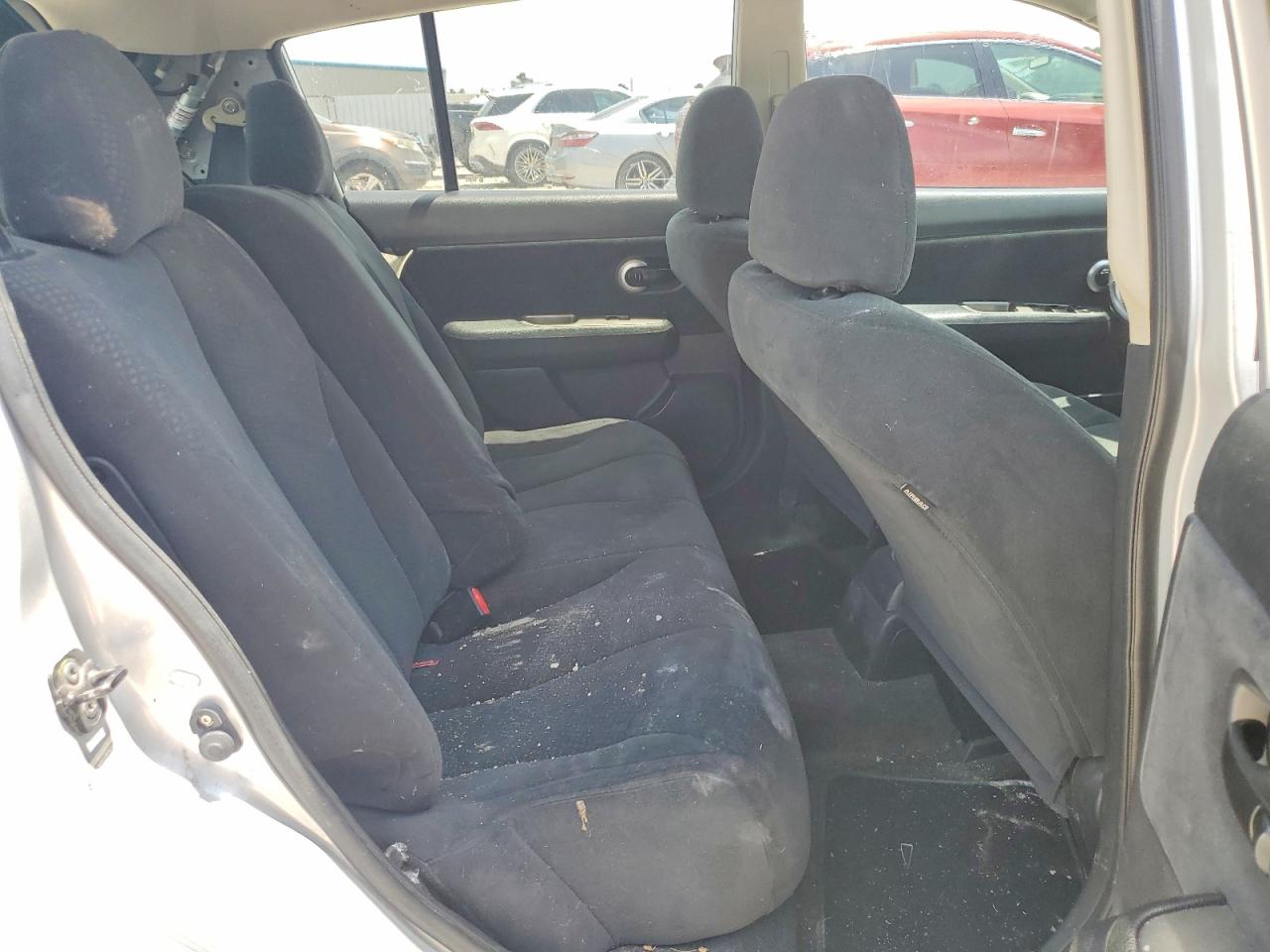 2012 Nissan Versa 1.8 S Серебряный vin: 3N1BC1CP5CK292954