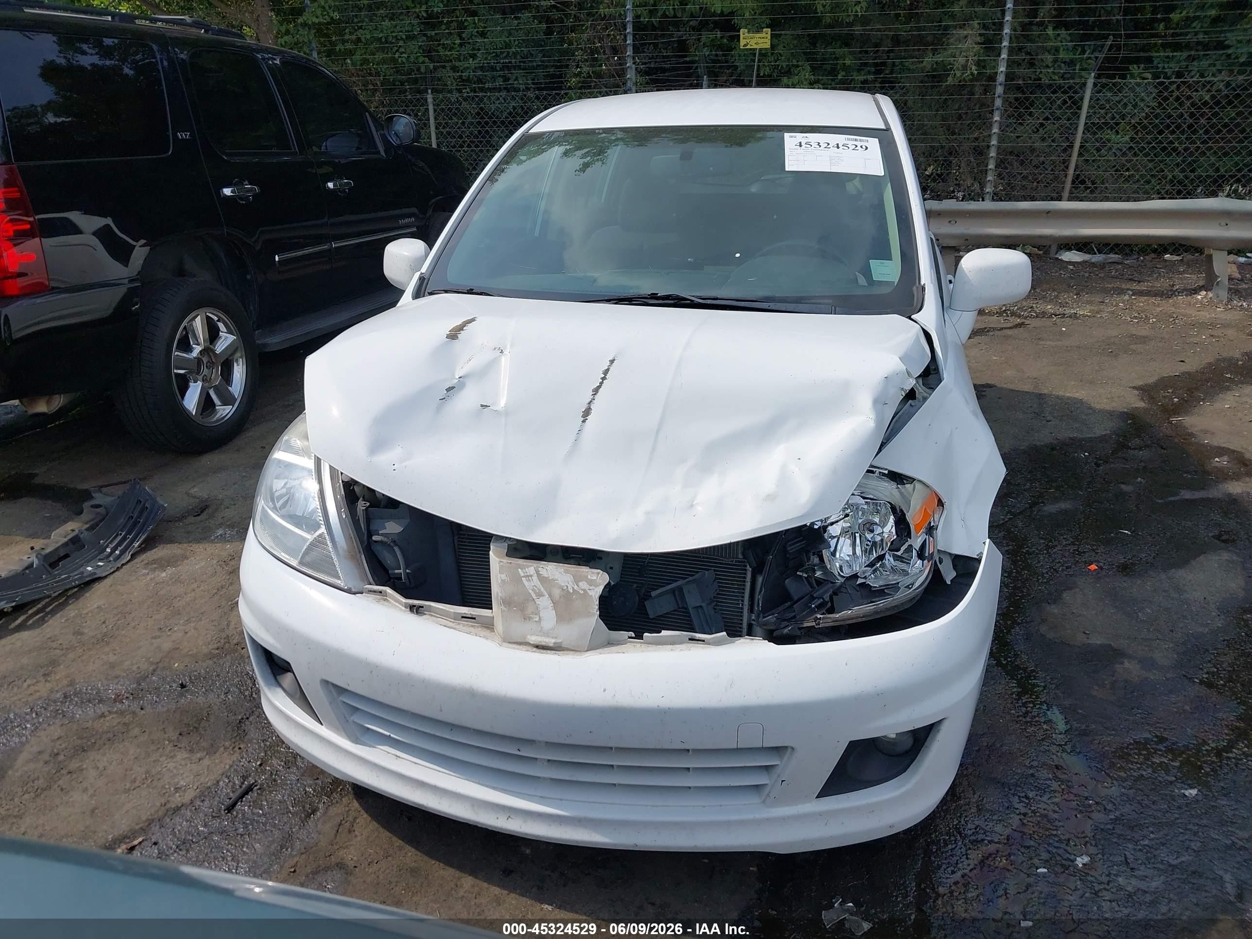 2012 Nissan Versa 1.8 Sl White vin: 3N1BC1CP5CK295790