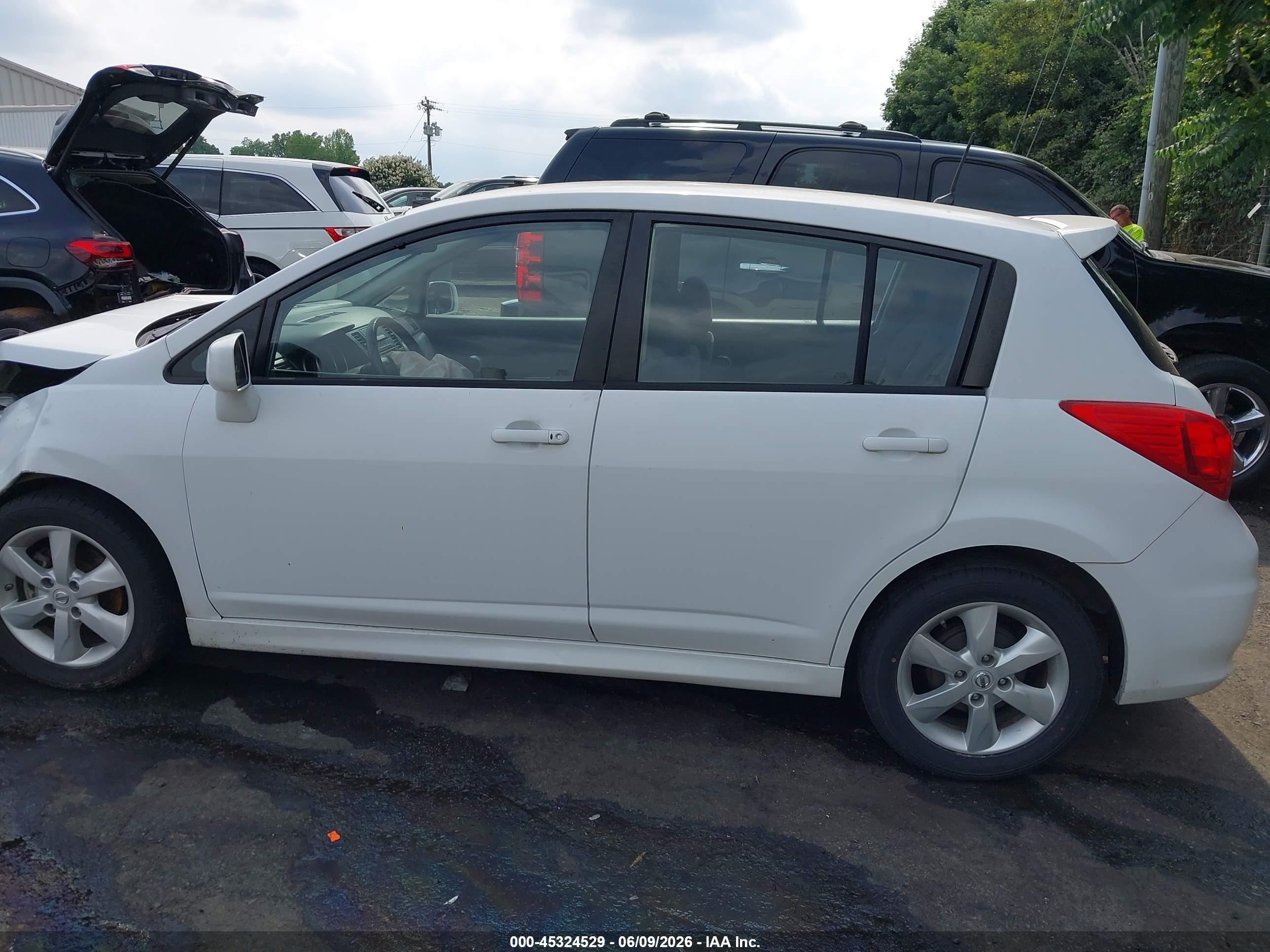 2012 Nissan Versa 1.8 Sl White vin: 3N1BC1CP5CK295790