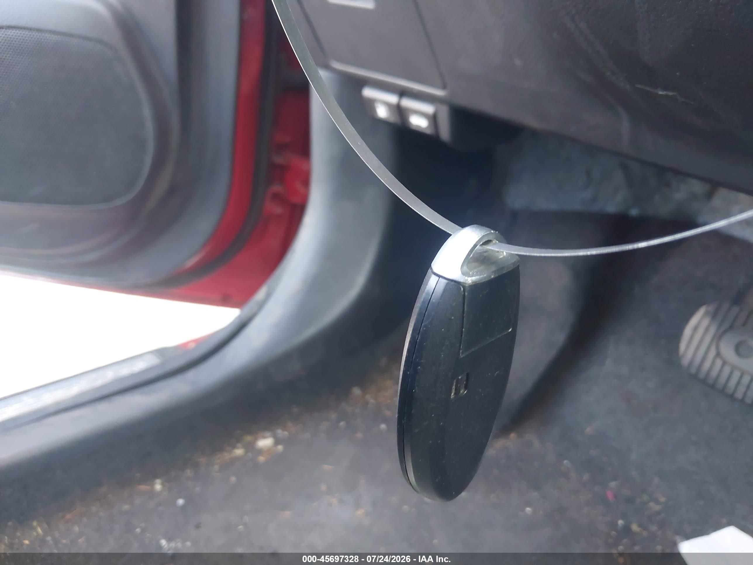 2012 Nissan Versa 1.8 Sl Красный vin: 3N1BC1CP5CK298320