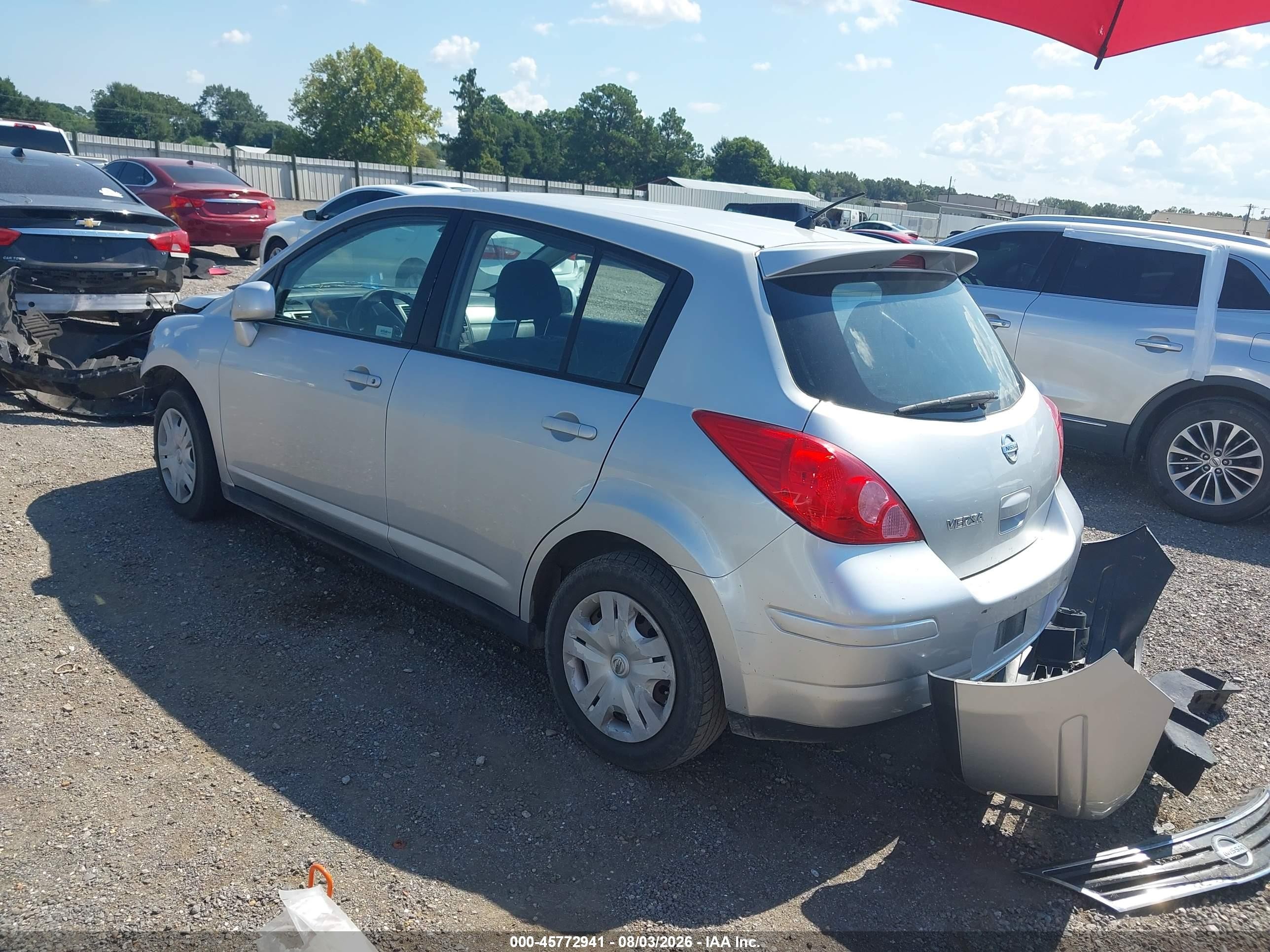 2012 Nissan Versa 1.8 S Silver vin: 3N1BC1CP5CK802610
