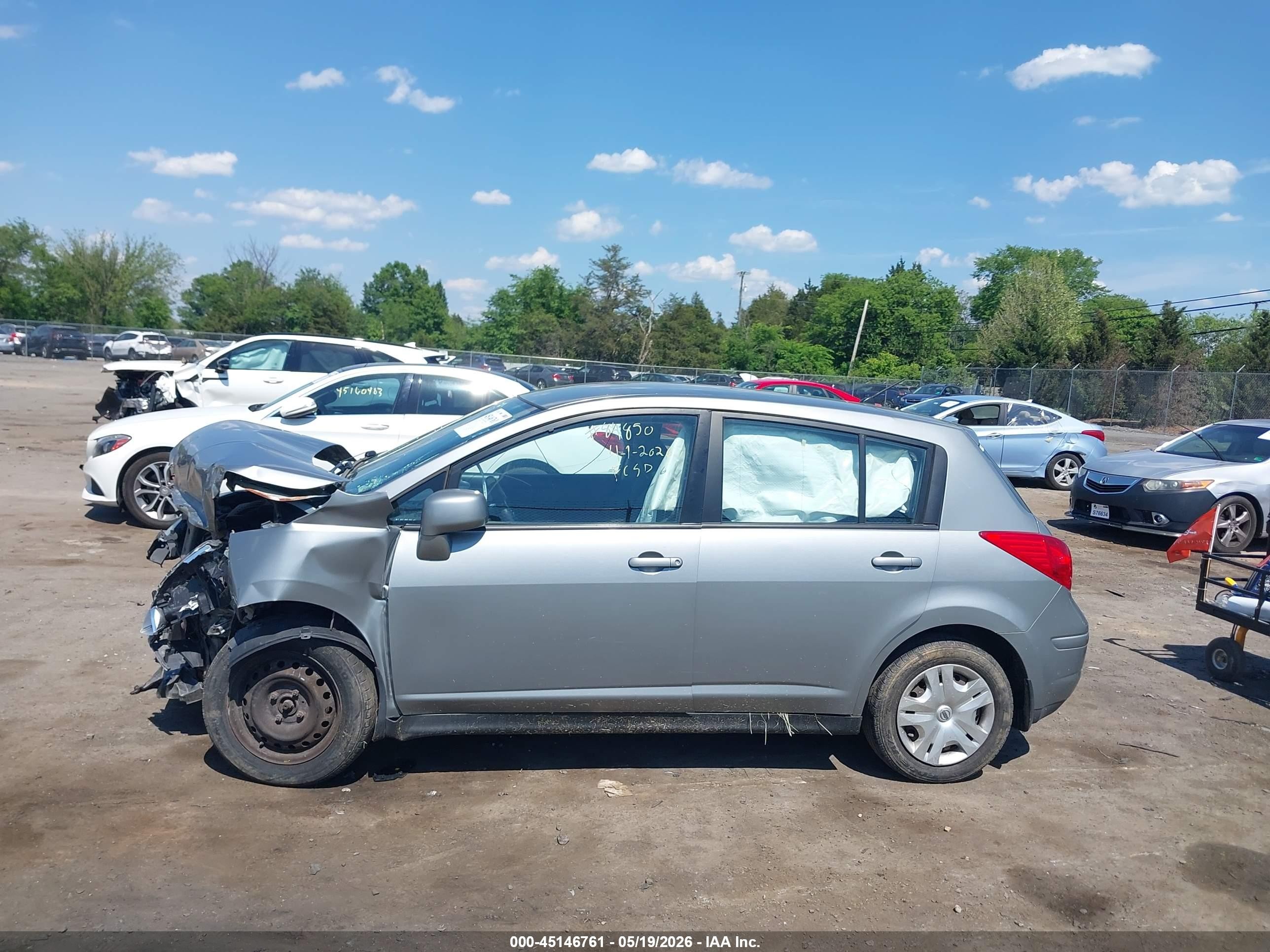 2010 Nissan Versa 1.8s Gray vin: 3N1BC1CP6AL442397