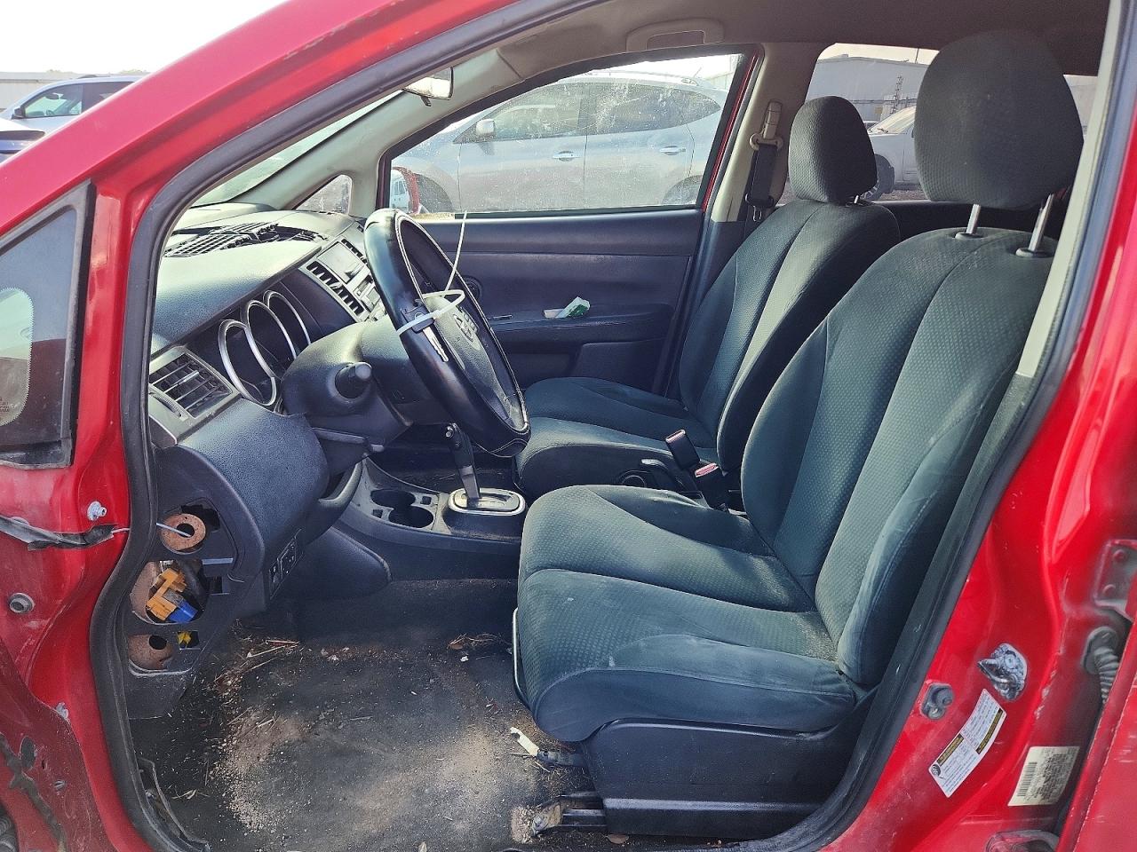 2011 Nissan Versa 1.8 S Red vin: 3N1BC1CP6BL387550