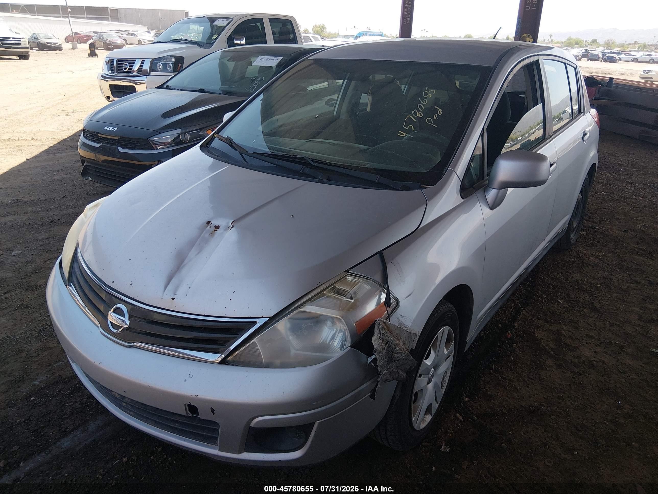 2011 Nissan Versa 1.8s Silver vin: 3N1BC1CP6BL388701