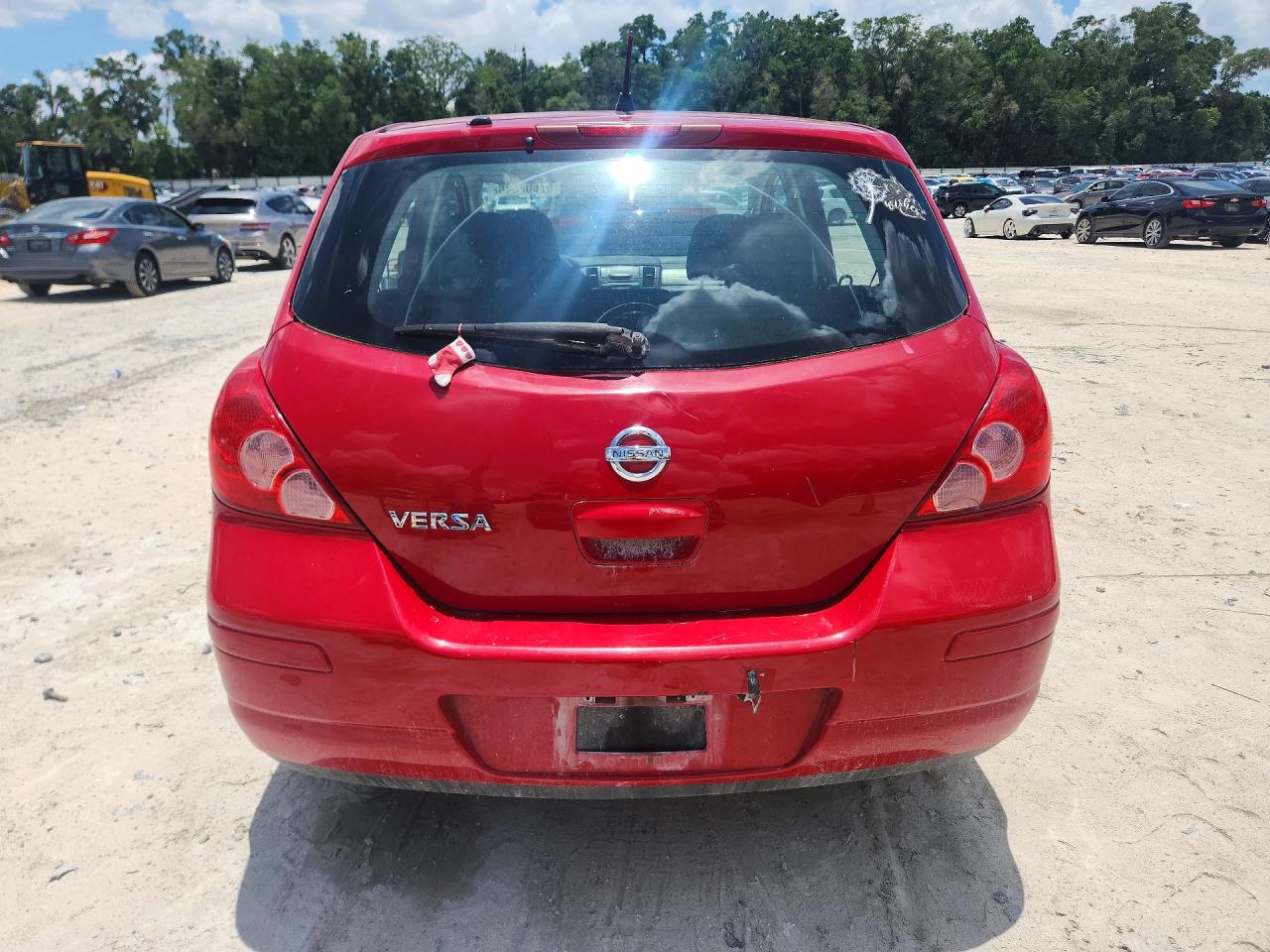 2011 Nissan Versa S/sl Red vin: 3N1BC1CP6BL388939