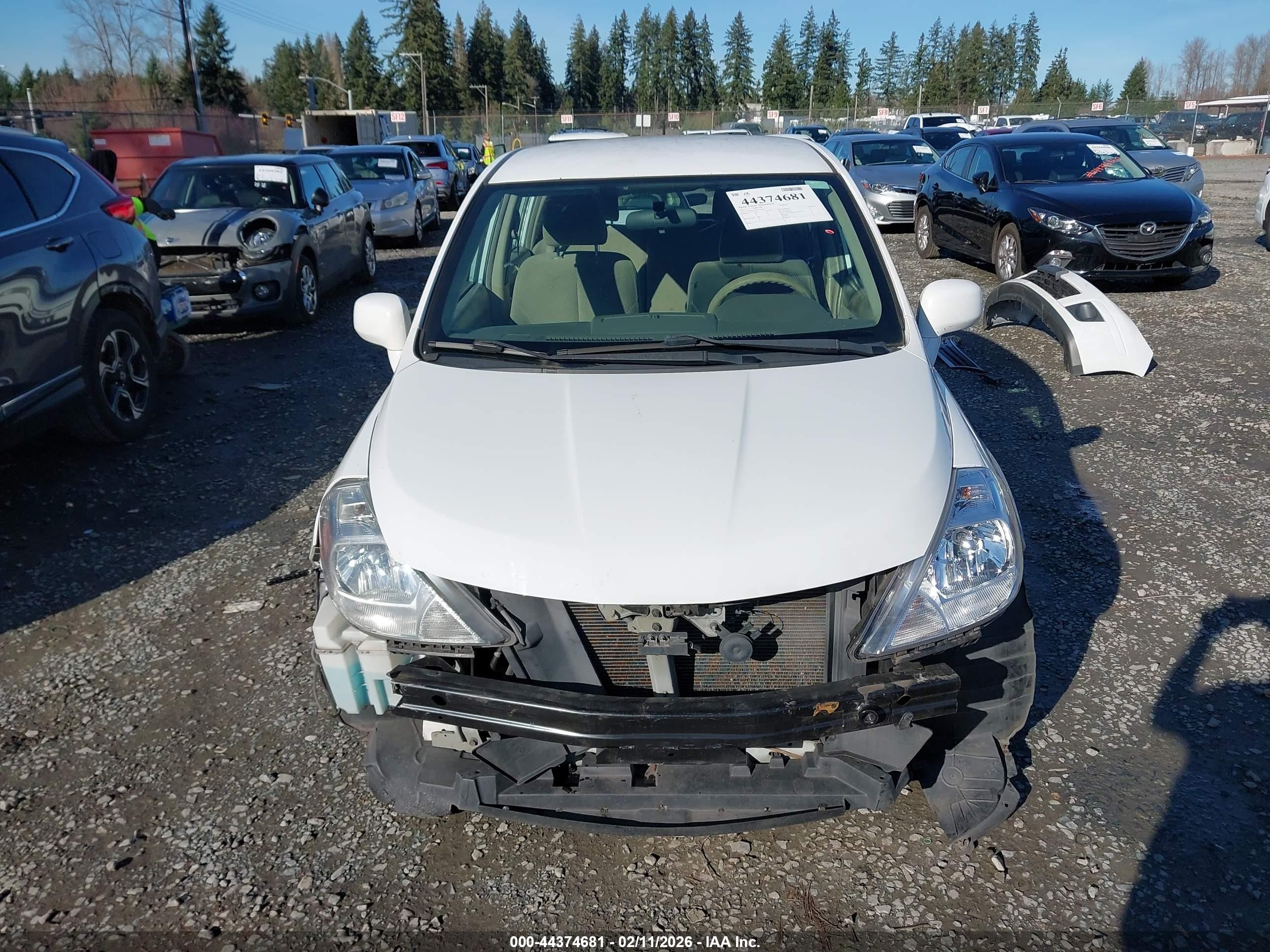 2011 Nissan Versa 1.8s White vin: 3N1BC1CP6BL410244