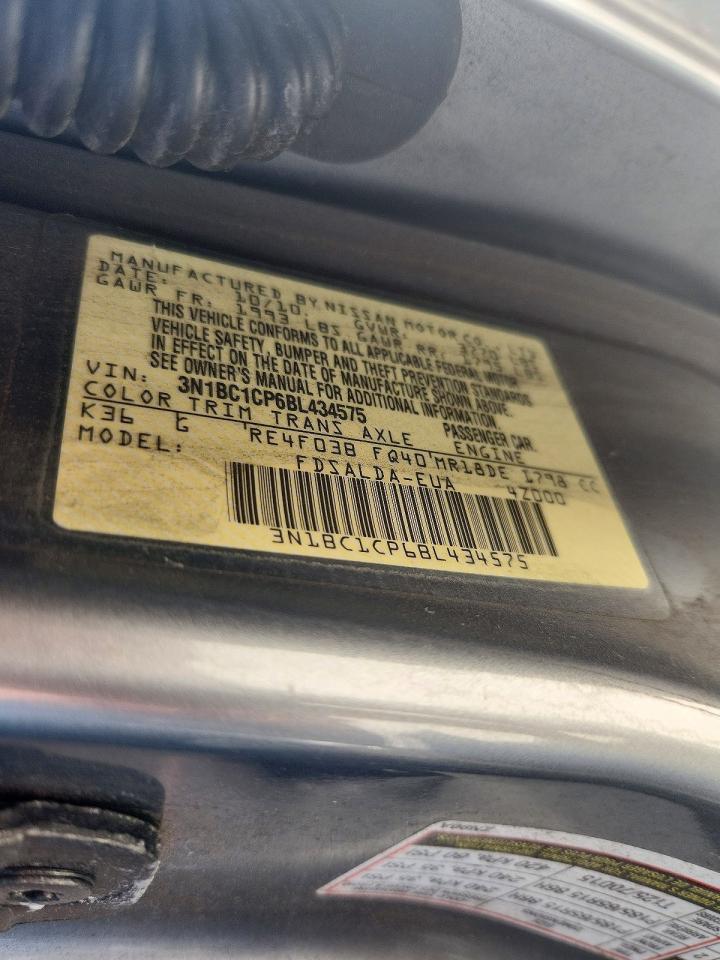 2011 Nissan Versa 1.8 S Silver vin: 3N1BC1CP6BL434575