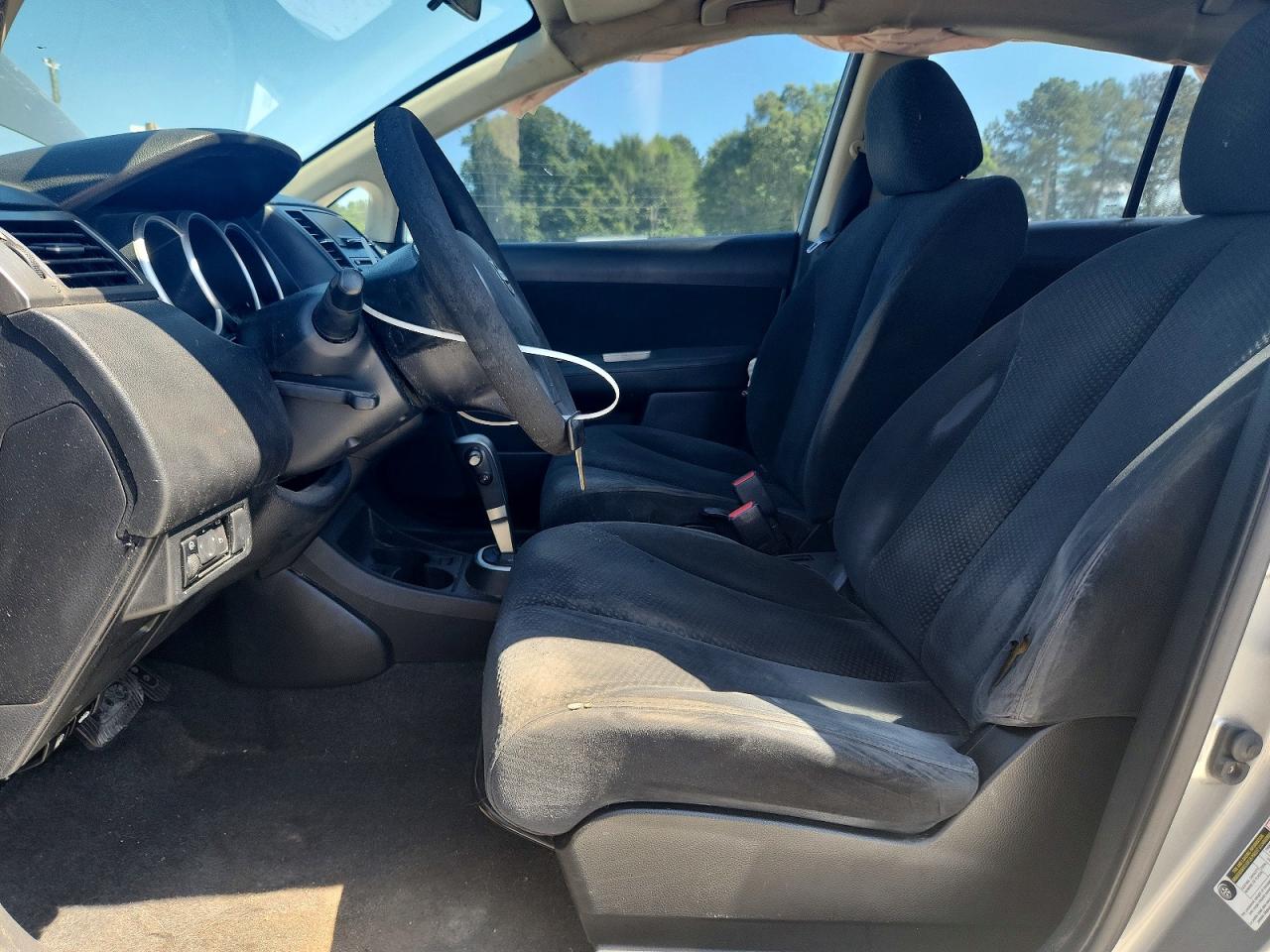 2011 Nissan Versa 1.8 S Silver vin: 3N1BC1CP6BL434575