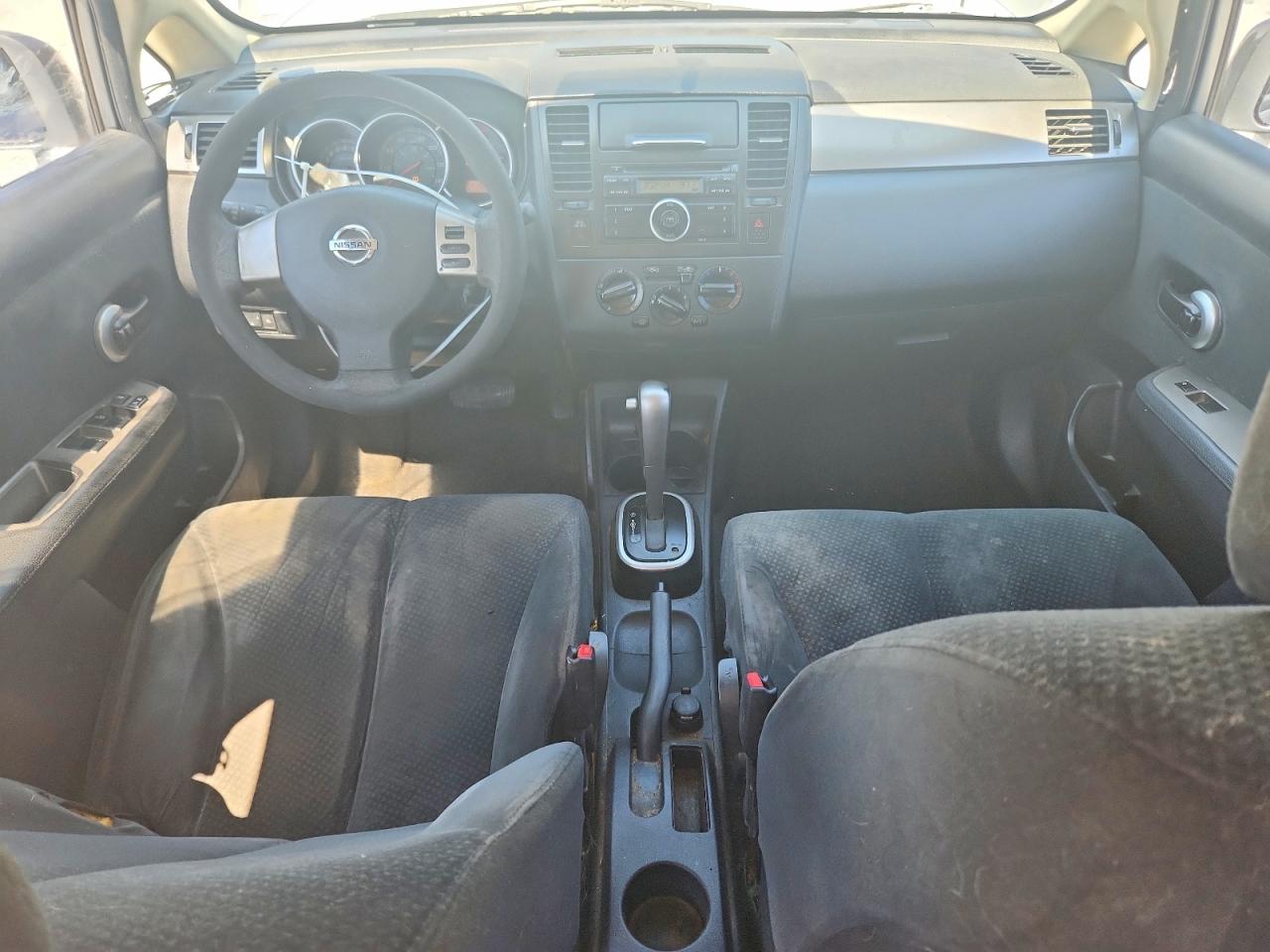 2011 Nissan Versa 1.8 S Silver vin: 3N1BC1CP6BL434575