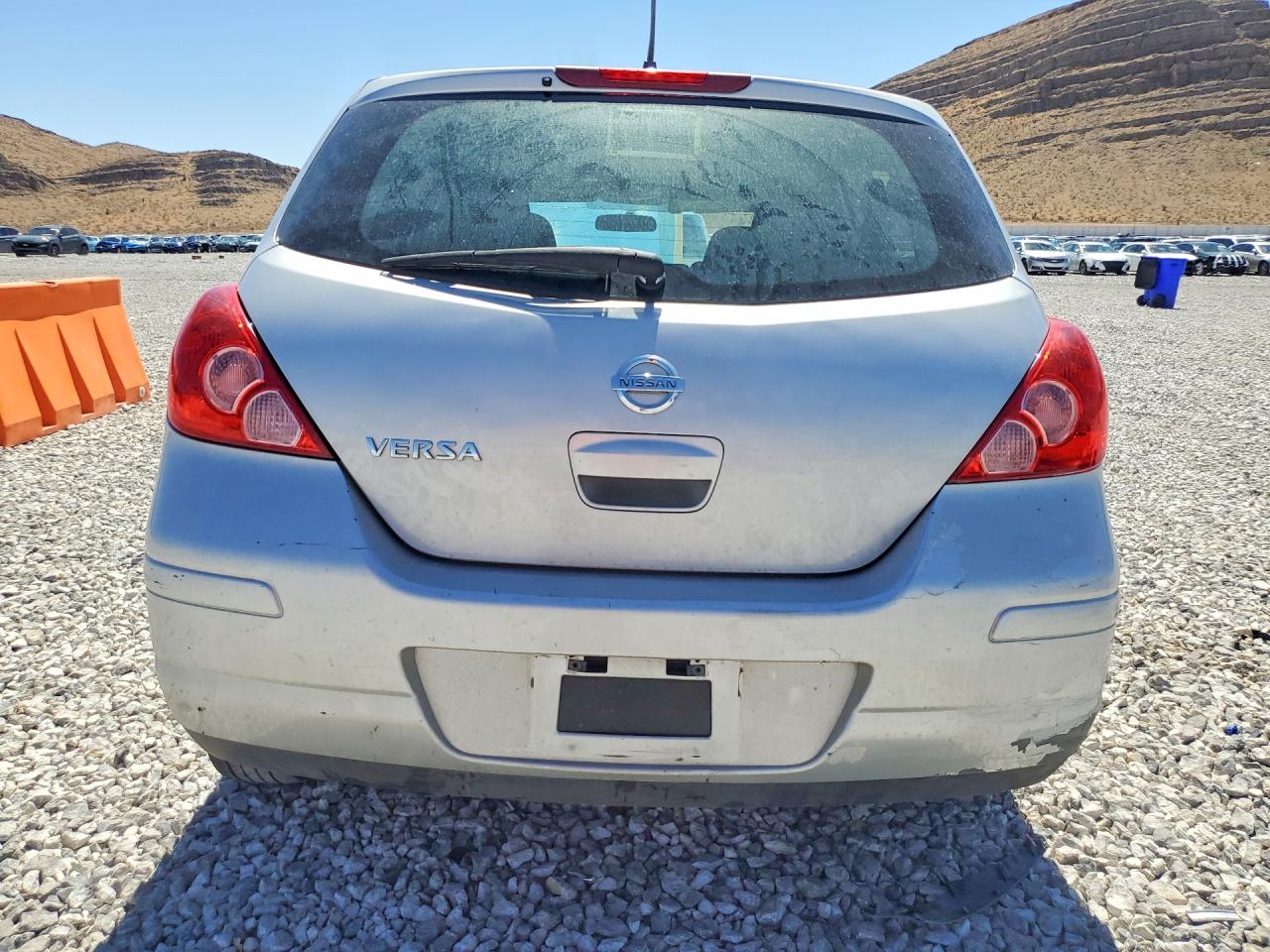2011 Nissan Versa 1.8 S Silver vin: 3N1BC1CP6BL447164
