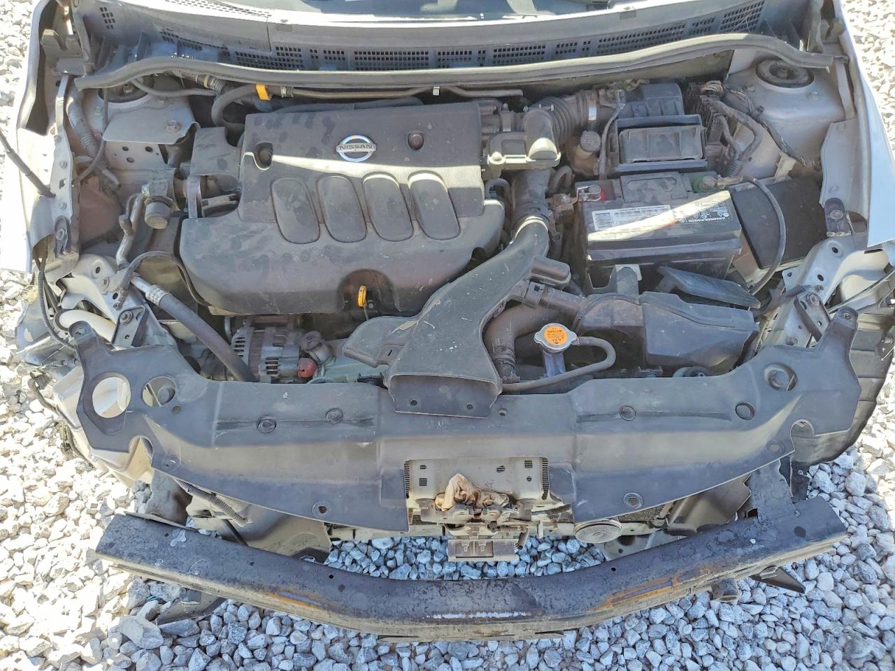 2011 Nissan Versa 1.8 S Silver vin: 3N1BC1CP6BL447164