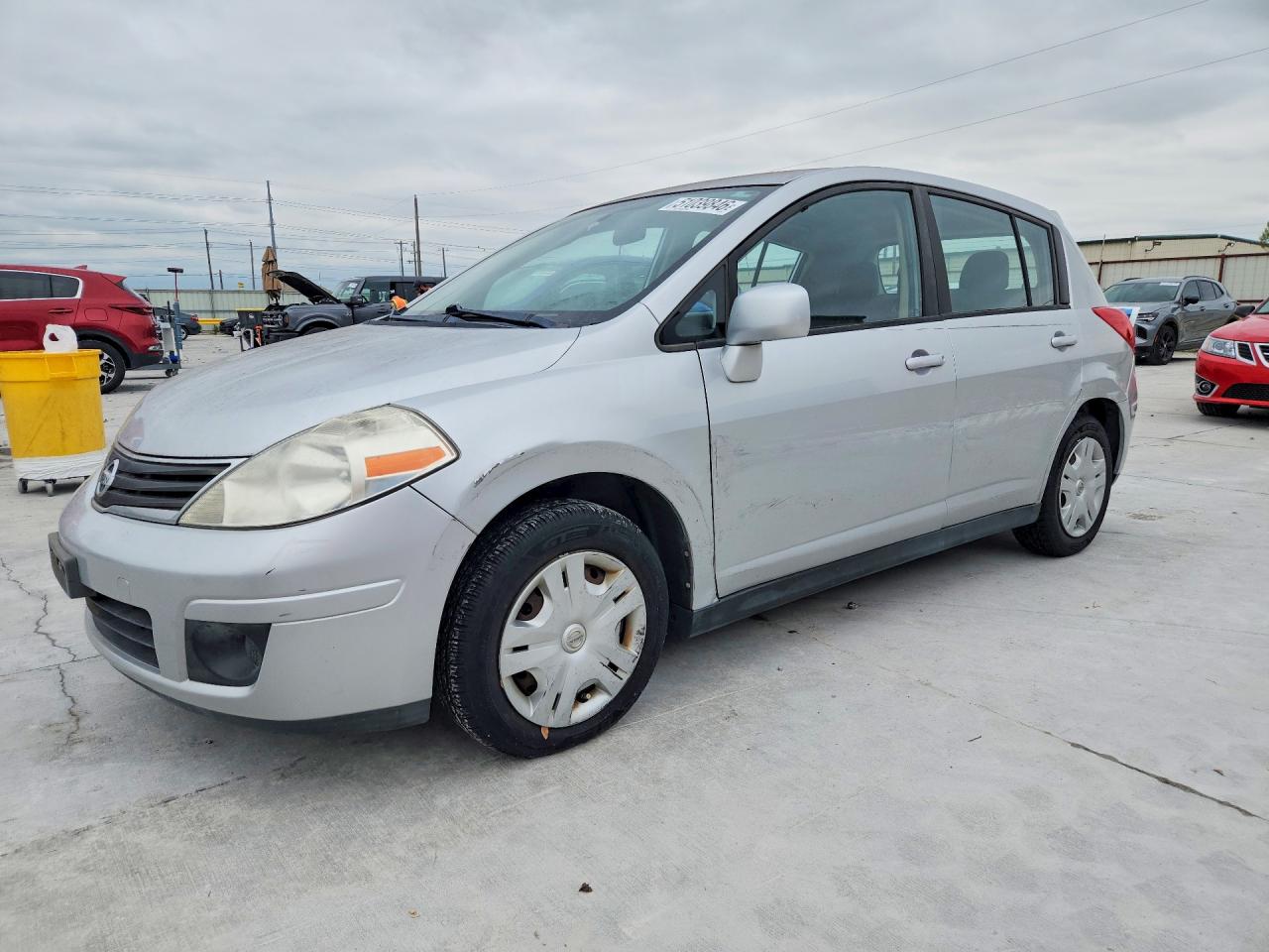 2011 Nissan Versa 1.8 S Silver vin: 3N1BC1CP6BL502549