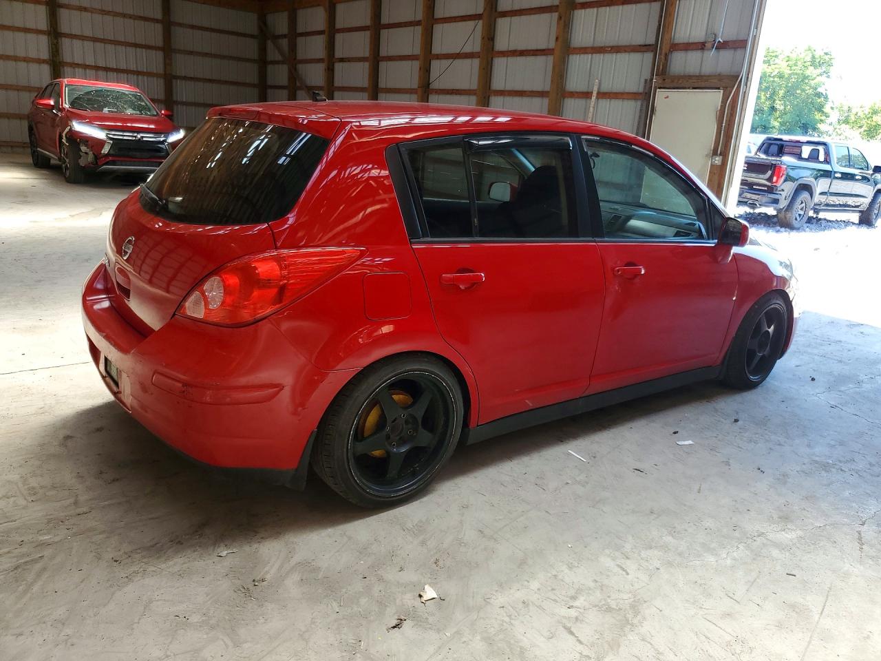 2011 Nissan Versa 1.8 S Red vin: 3N1BC1CP6BL505502