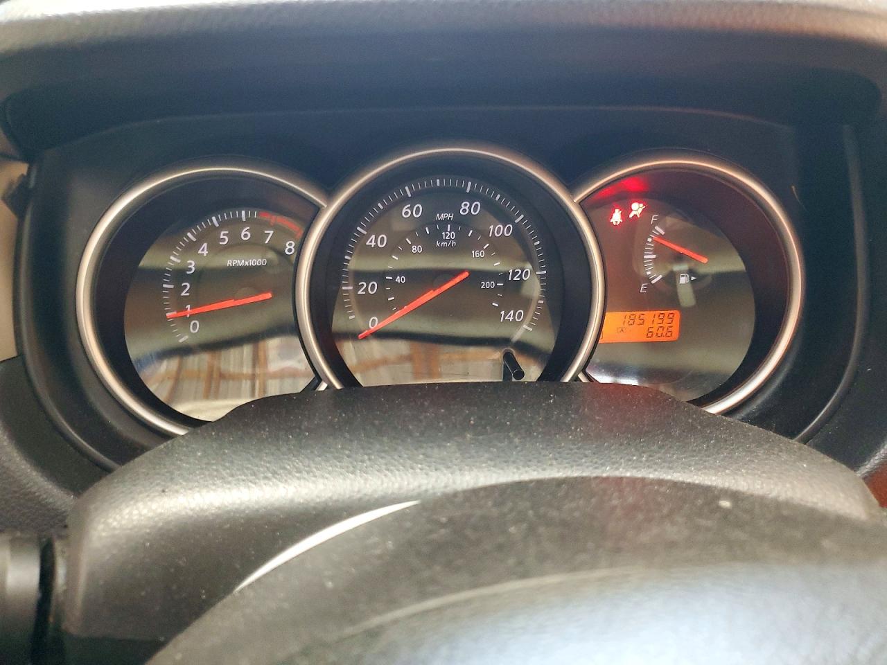 2011 Nissan Versa 1.8 S Red vin: 3N1BC1CP6BL505502
