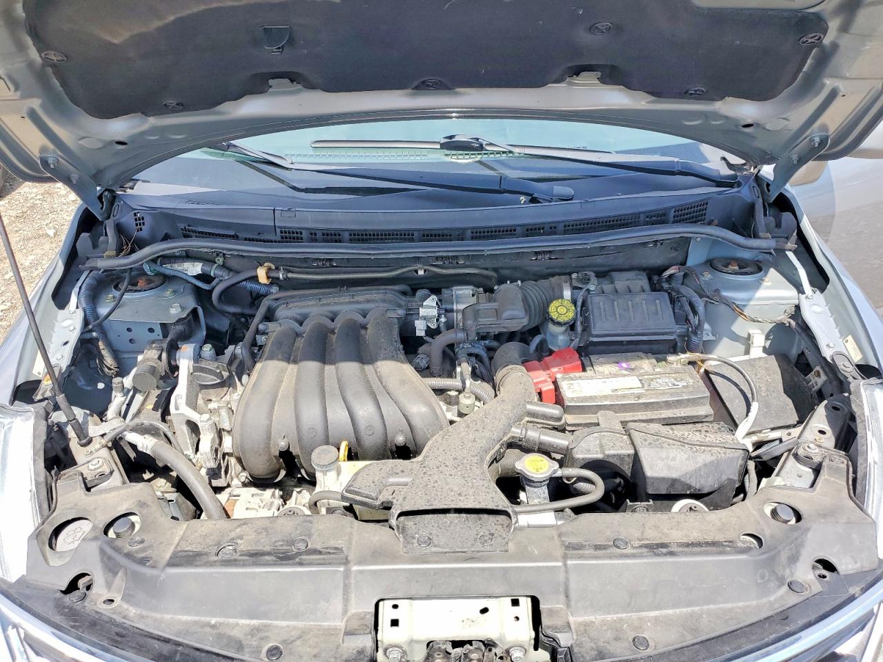 2012 Nissan Versa 1.8 S Silver vin: 3N1BC1CP6CK204963