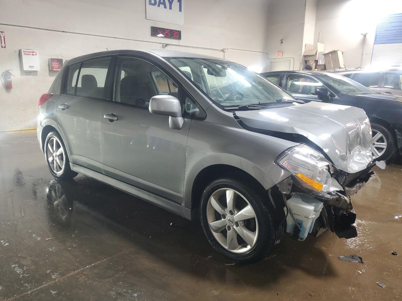 2012 Nissan Versa 1.8 S Silver vin: 3N1BC1CP6CK211847