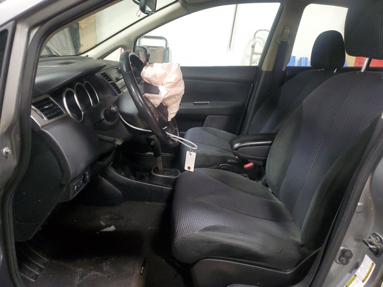 2012 Nissan Versa 1.8 S Silver vin: 3N1BC1CP6CK211847