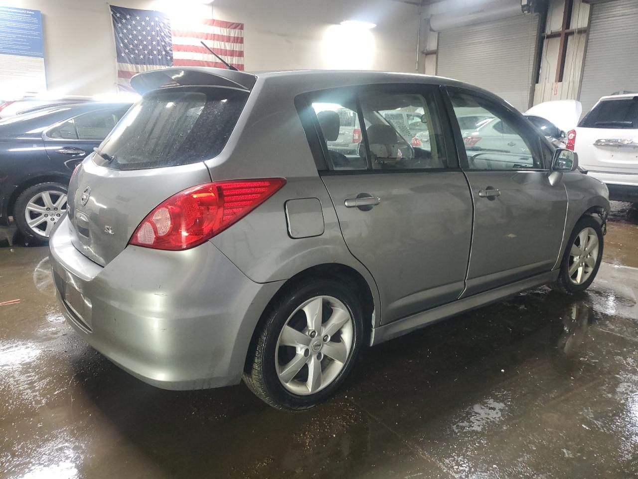 2012 Nissan Versa 1.8 S Silver vin: 3N1BC1CP6CK211847
