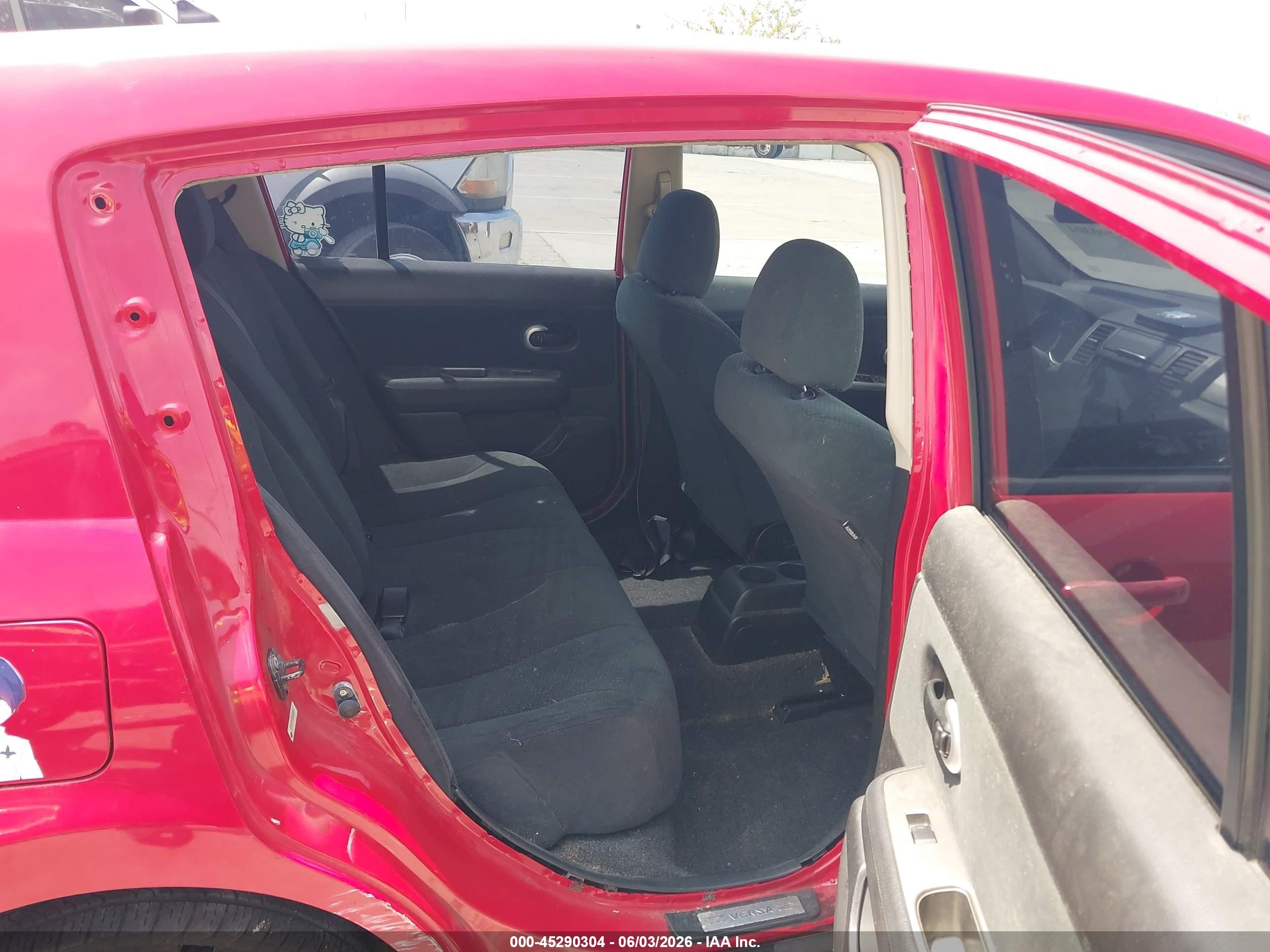 2012 Nissan Versa 1.8 S Red vin: 3N1BC1CP6CK286676