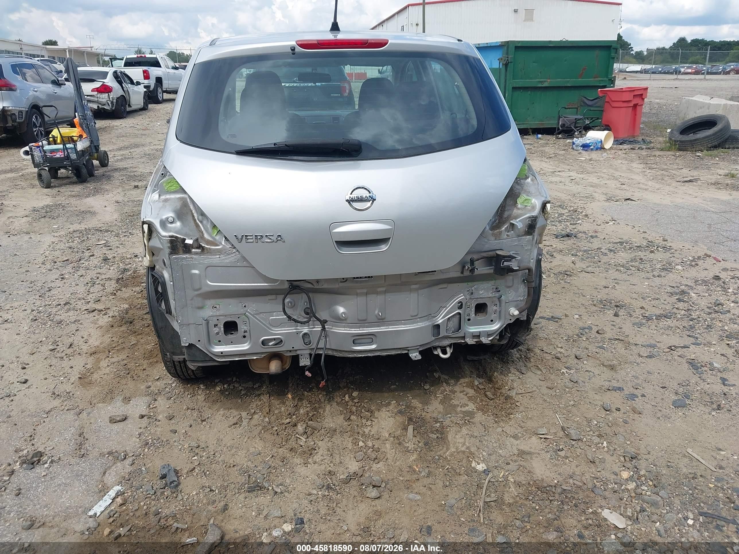 2012 Nissan Versa 1.8 S Серебряный vin: 3N1BC1CP6CK814443