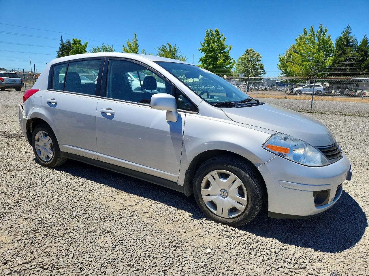 2012 Nissan Versa 1.8 S Silver vin: 3N1BC1CP6CK815415