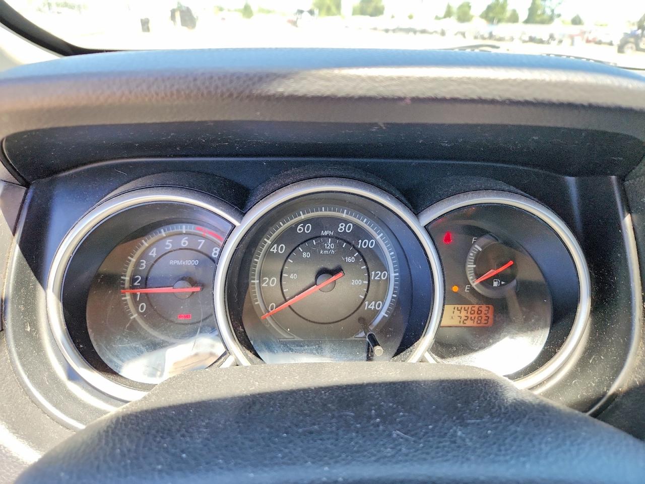 2012 Nissan Versa 1.8 S Silver vin: 3N1BC1CP6CK815415