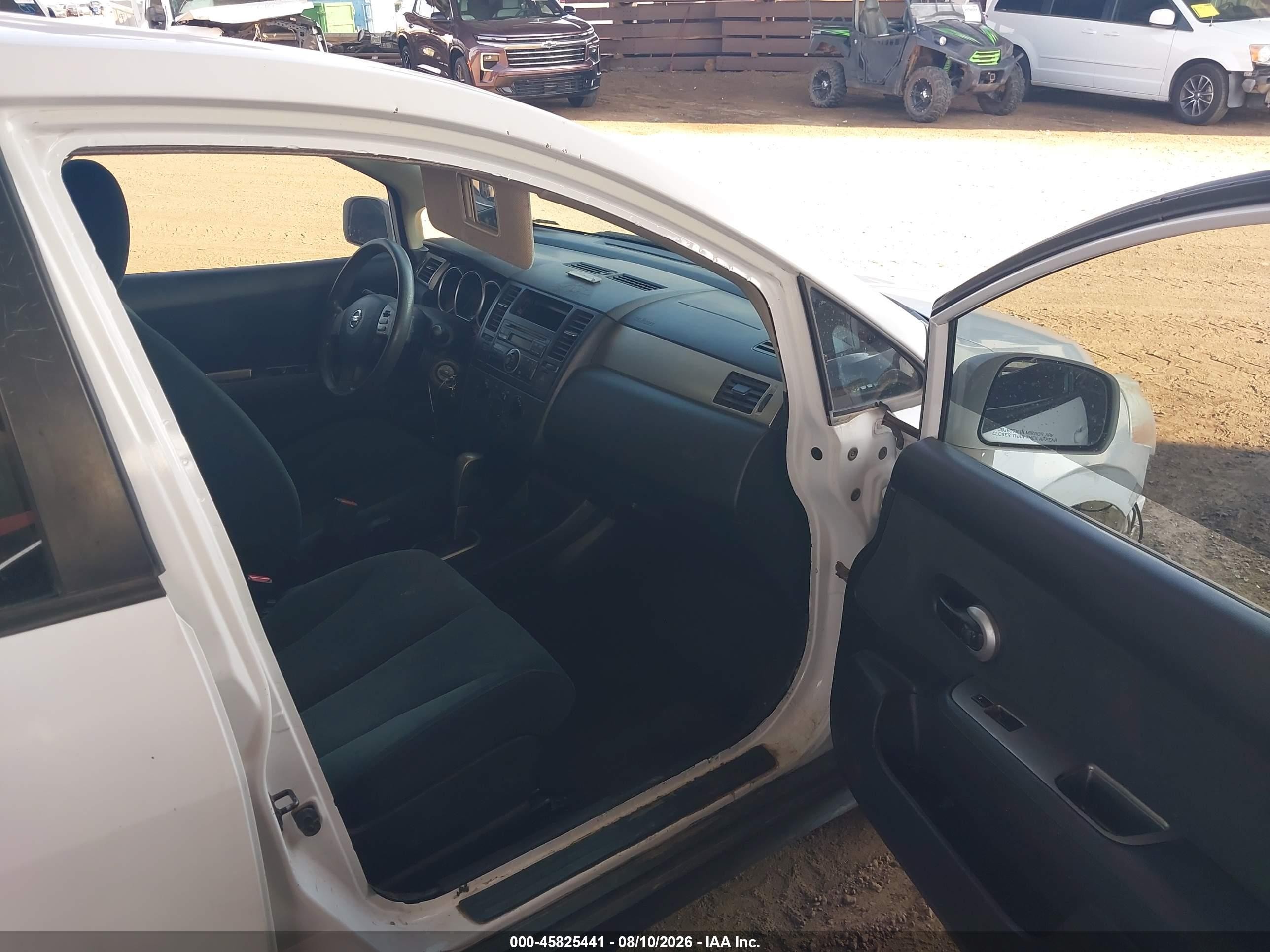 2012 Nissan Versa 1.8 S White vin: 3N1BC1CP6CL363394