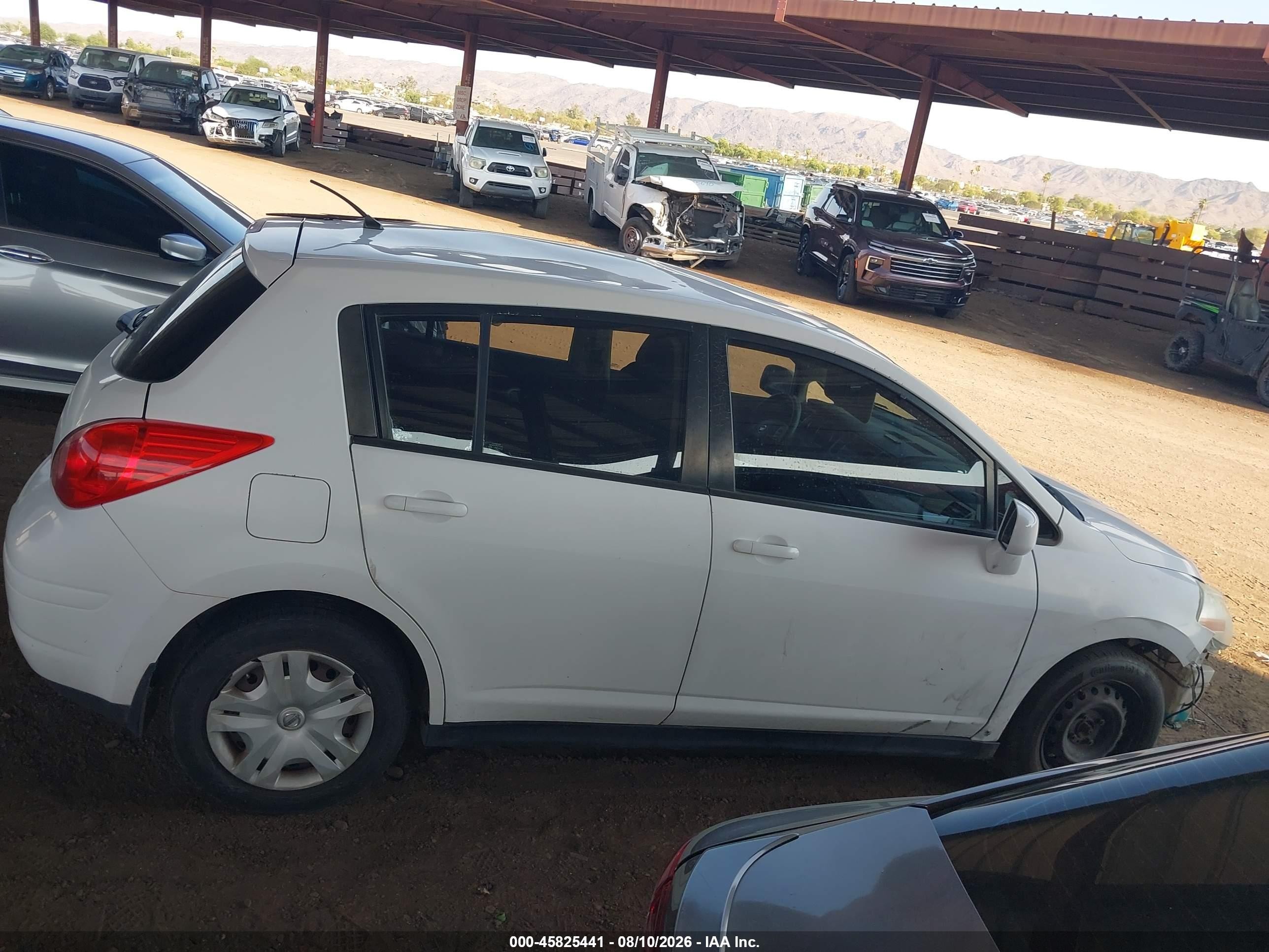 2012 Nissan Versa 1.8 S White vin: 3N1BC1CP6CL363394