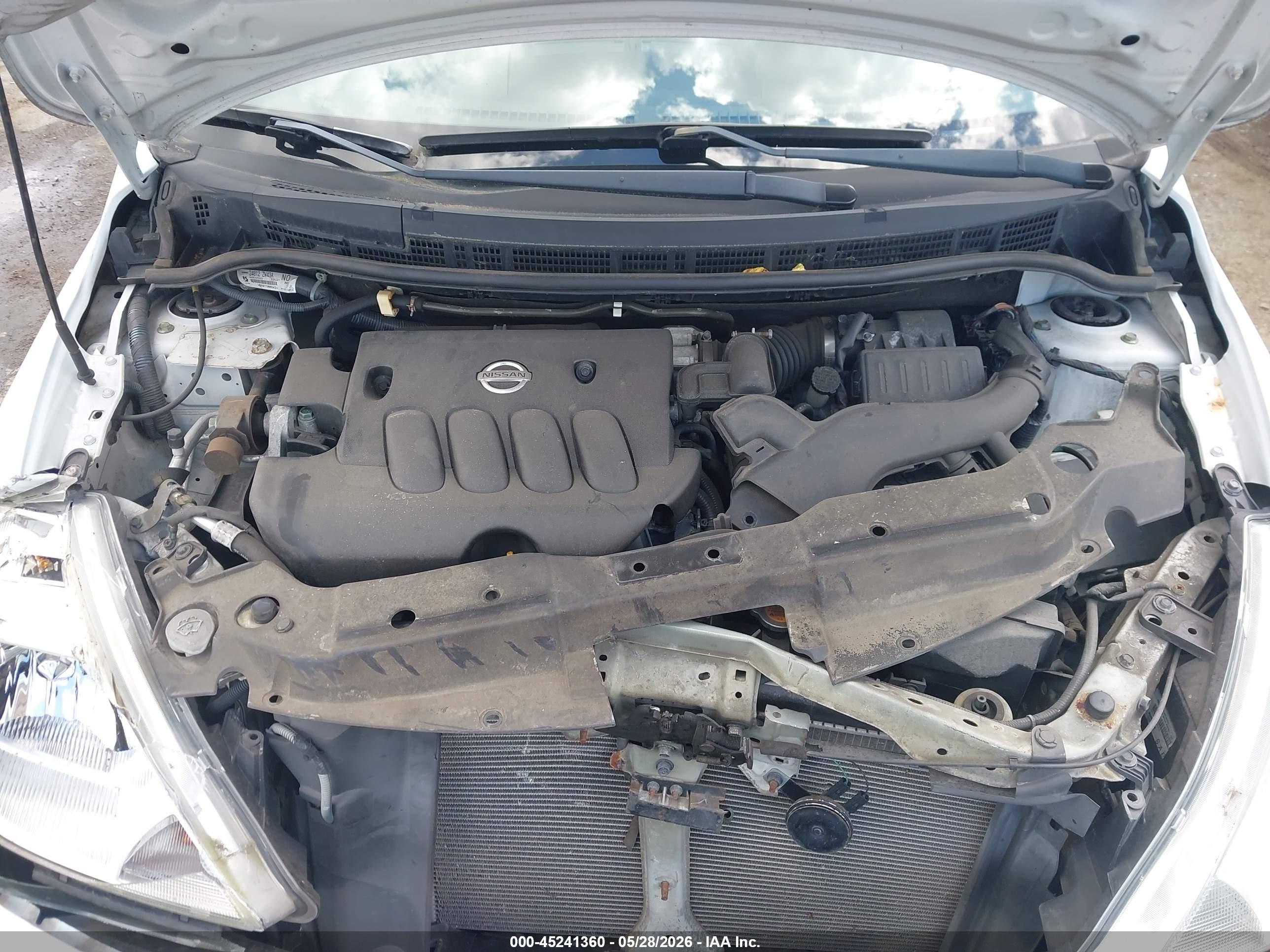 2010 Nissan Versa 1.8s Белый vin: 3N1BC1CP7AL438875