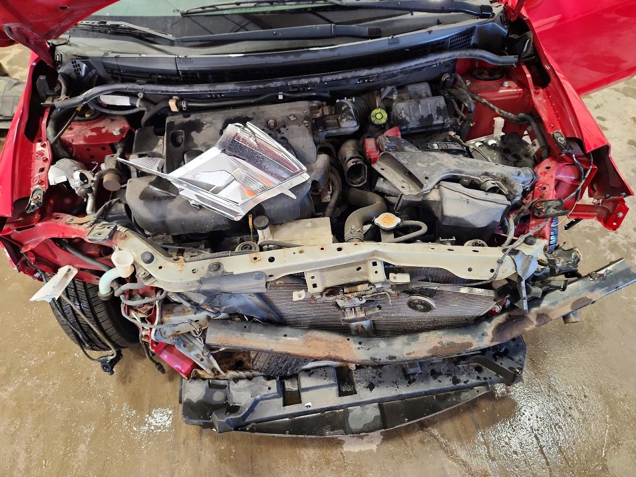 2010 Nissan Versa 1.8 S Red vin: 3N1BC1CP7AL444952
