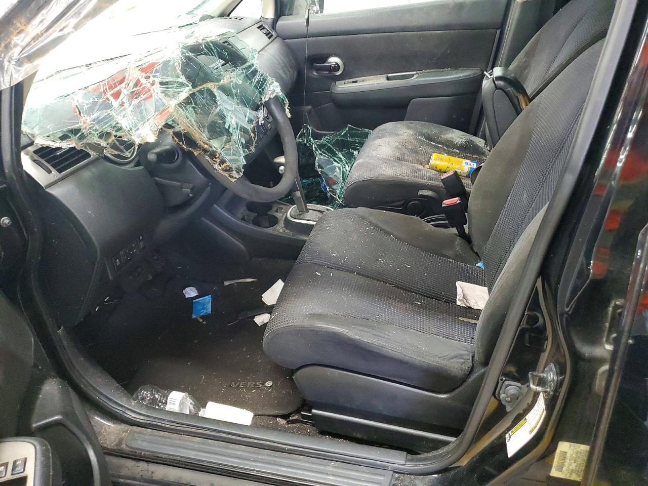 2011 Nissan Versa 1.8 S Черный vin: 3N1BC1CP7BL403089