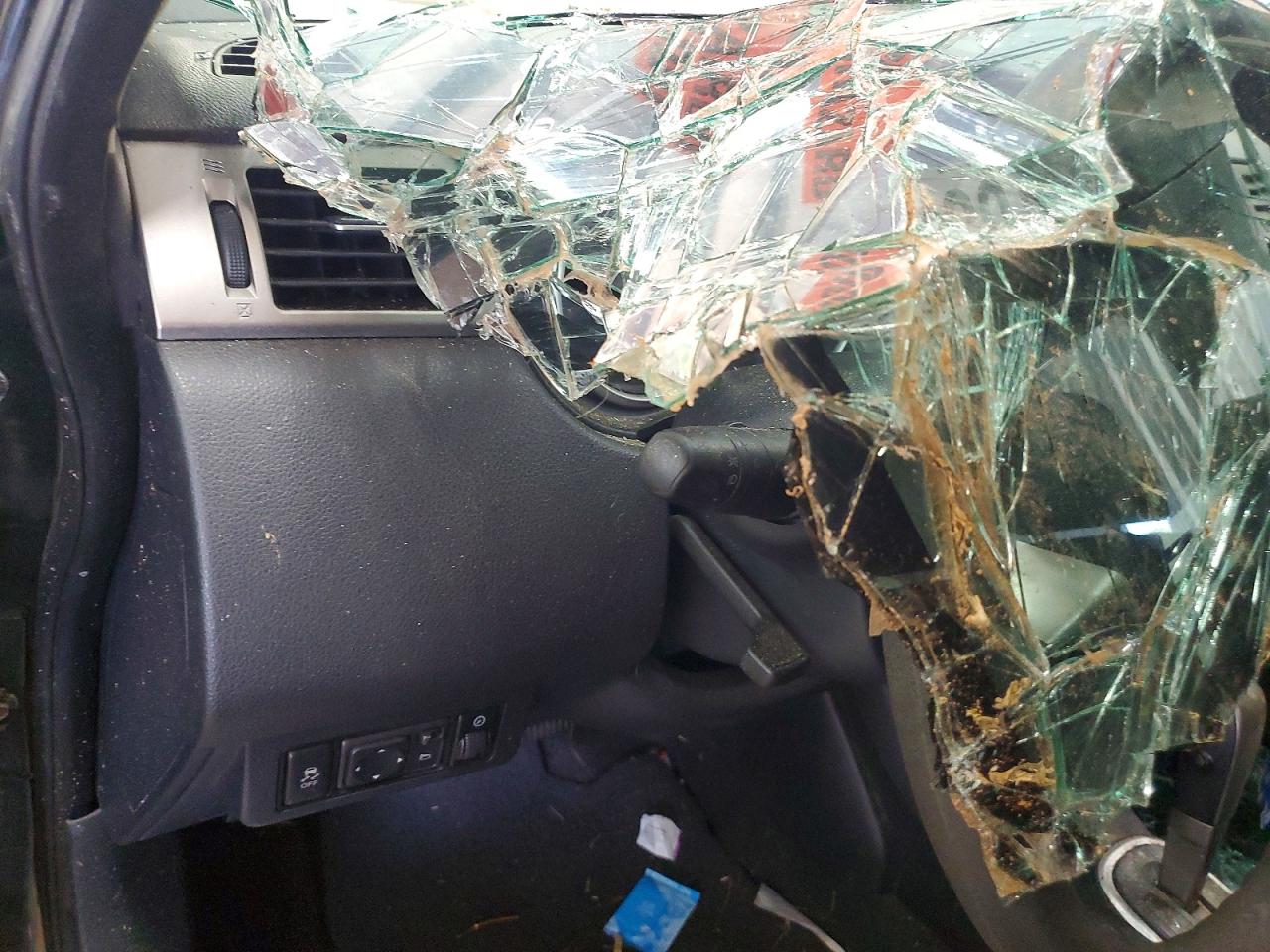 2011 Nissan Versa 1.8 S Черный vin: 3N1BC1CP7BL403089