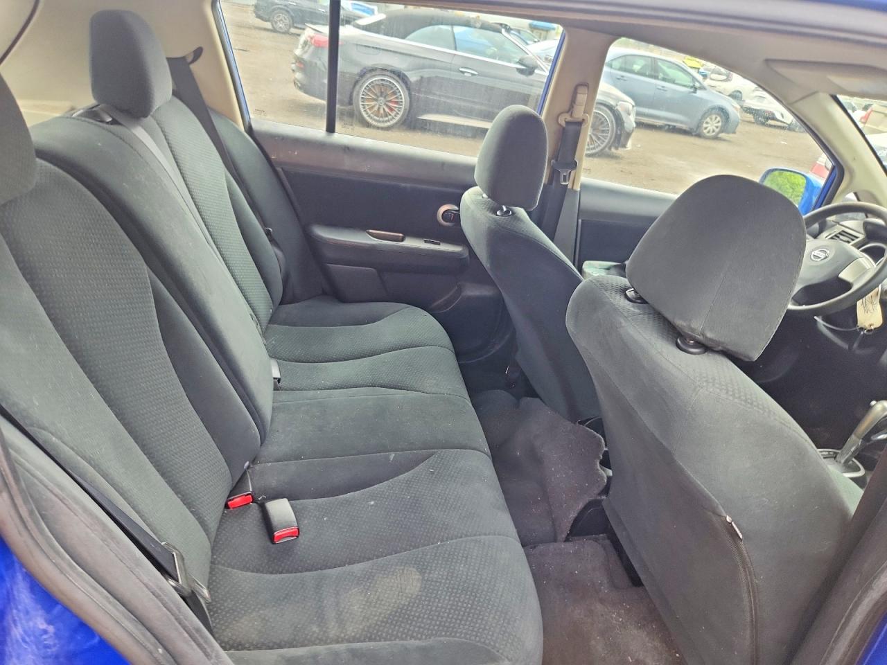 2011 Nissan Versa 1.8 S Blue vin: 3N1BC1CP7BL465723