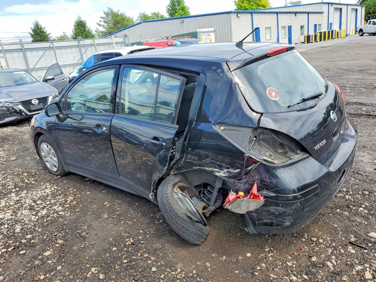 2011 Nissan Versa 1.8 S Черный vin: 3N1BC1CP7BL479461