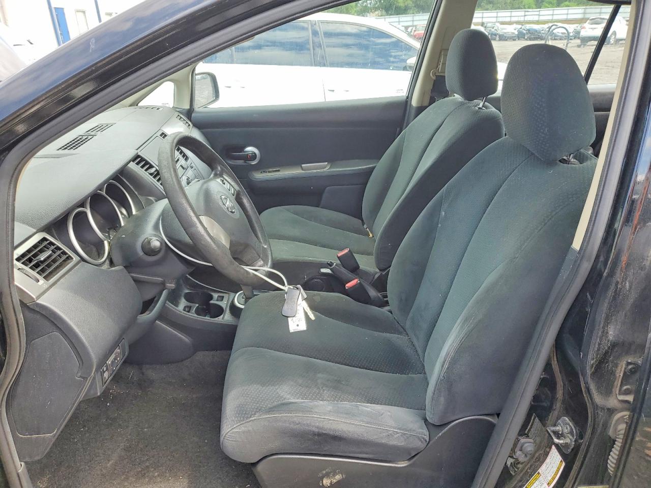2011 Nissan Versa 1.8 S Черный vin: 3N1BC1CP7BL479461
