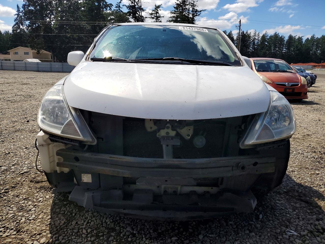 2011 Nissan Versa S/sl Белый vin: 3N1BC1CP7BL498950